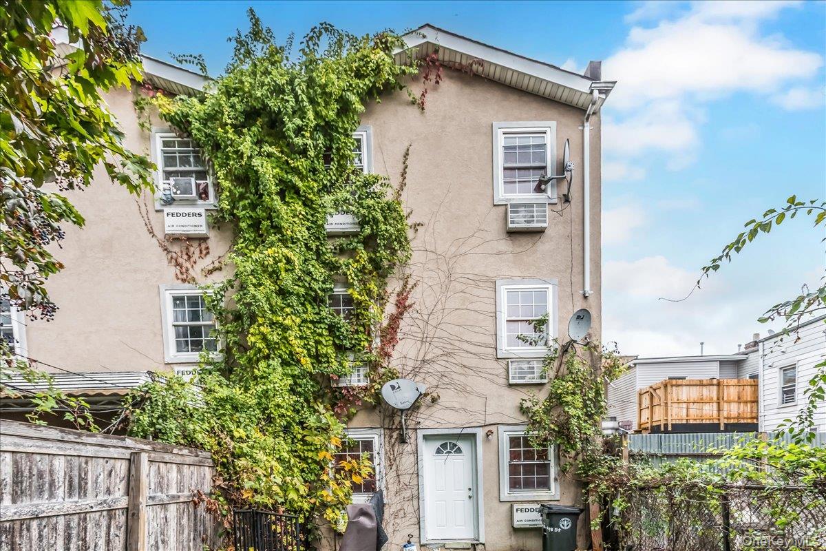 94-86 218th Street, Queens Village, NY 11428