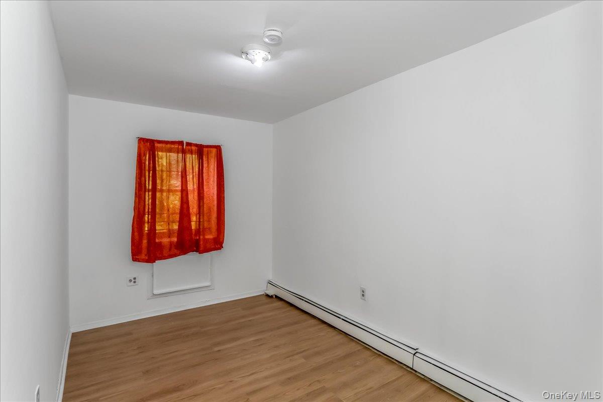 94-86 218th Street, Queens Village, NY 11428