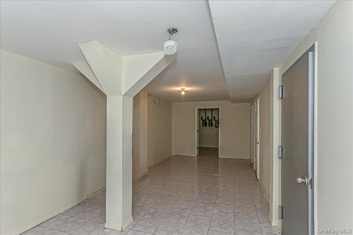 94-86 218th Street, Queens Village, NY 11428