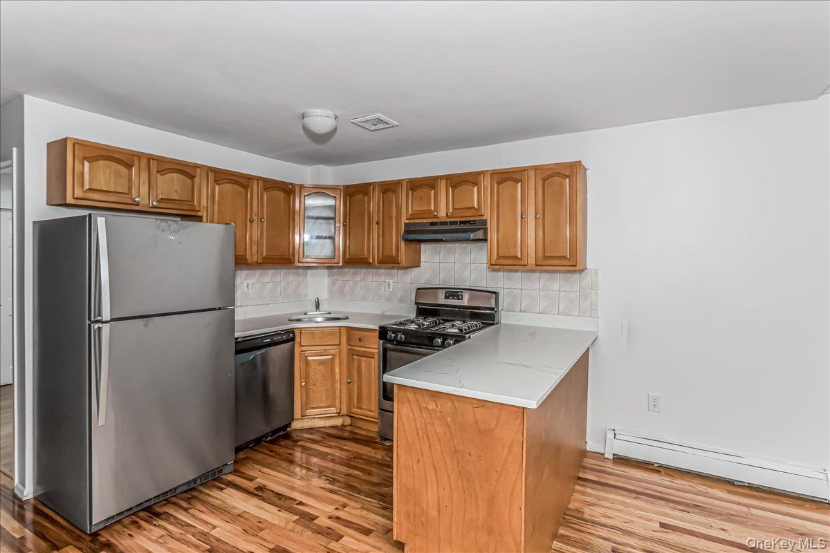 94-86 218th Street, Queens Village, NY 11428