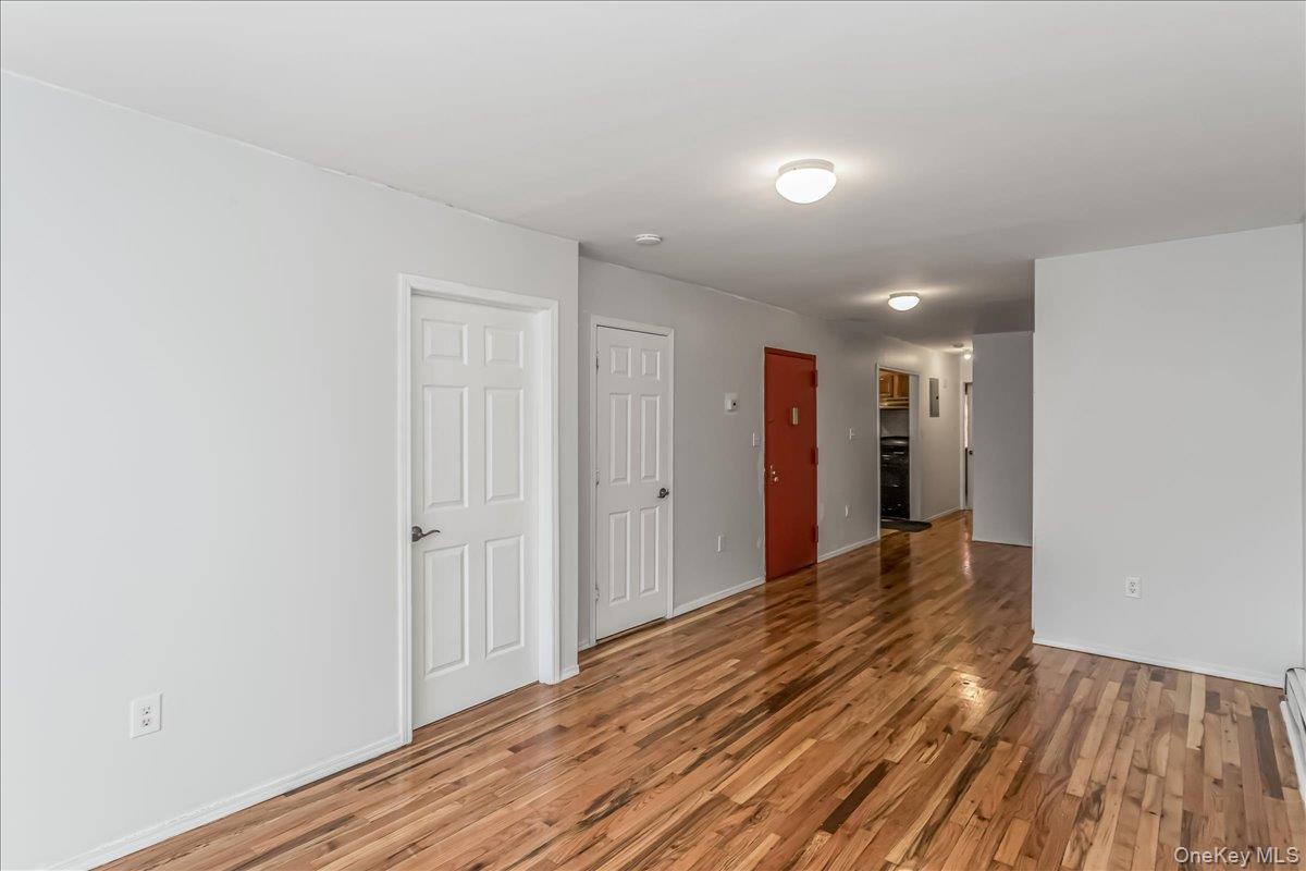 94-86 218th Street, Queens Village, NY 11428