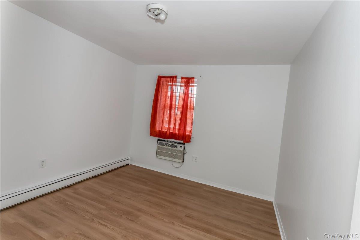 94-86 218th Street, Queens Village, NY 11428