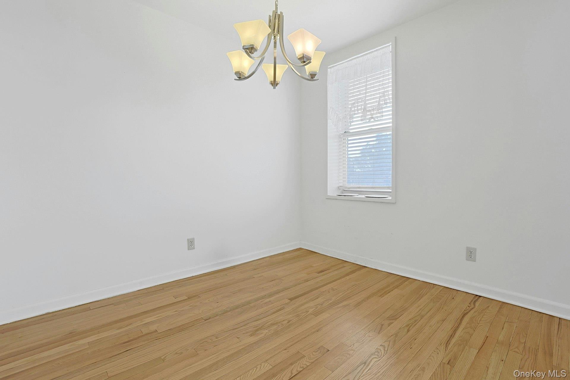 1 Oakridge Place # 2k, Eastchester, NY 10709