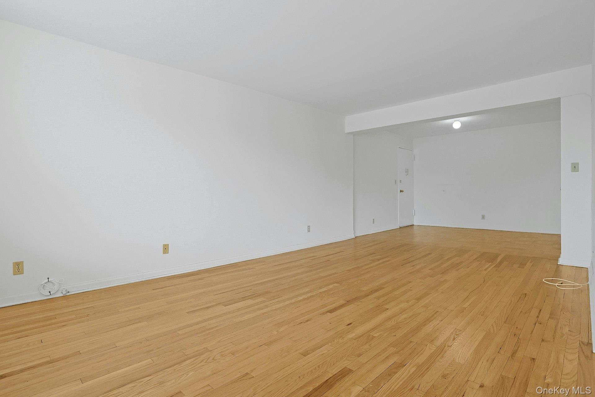 1 Oakridge Place # 2k, Eastchester, NY 10709