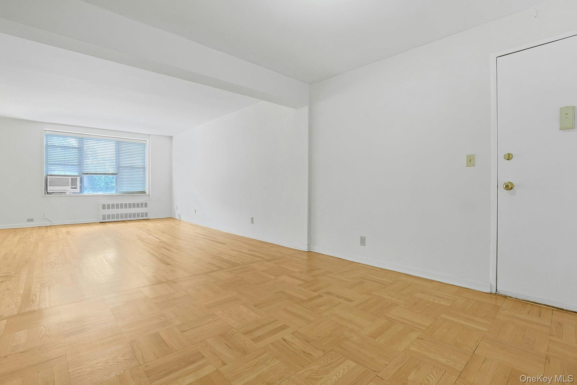 1 Oakridge Place # 2k, Eastchester, NY 10709