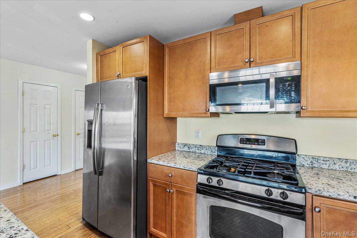 122-16 Powells Cove Boulevard # 123, College Point, NY 11356