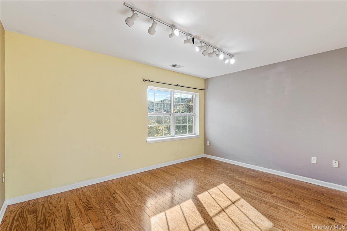 122-16 Powells Cove Boulevard # 123, College Point, NY 11356