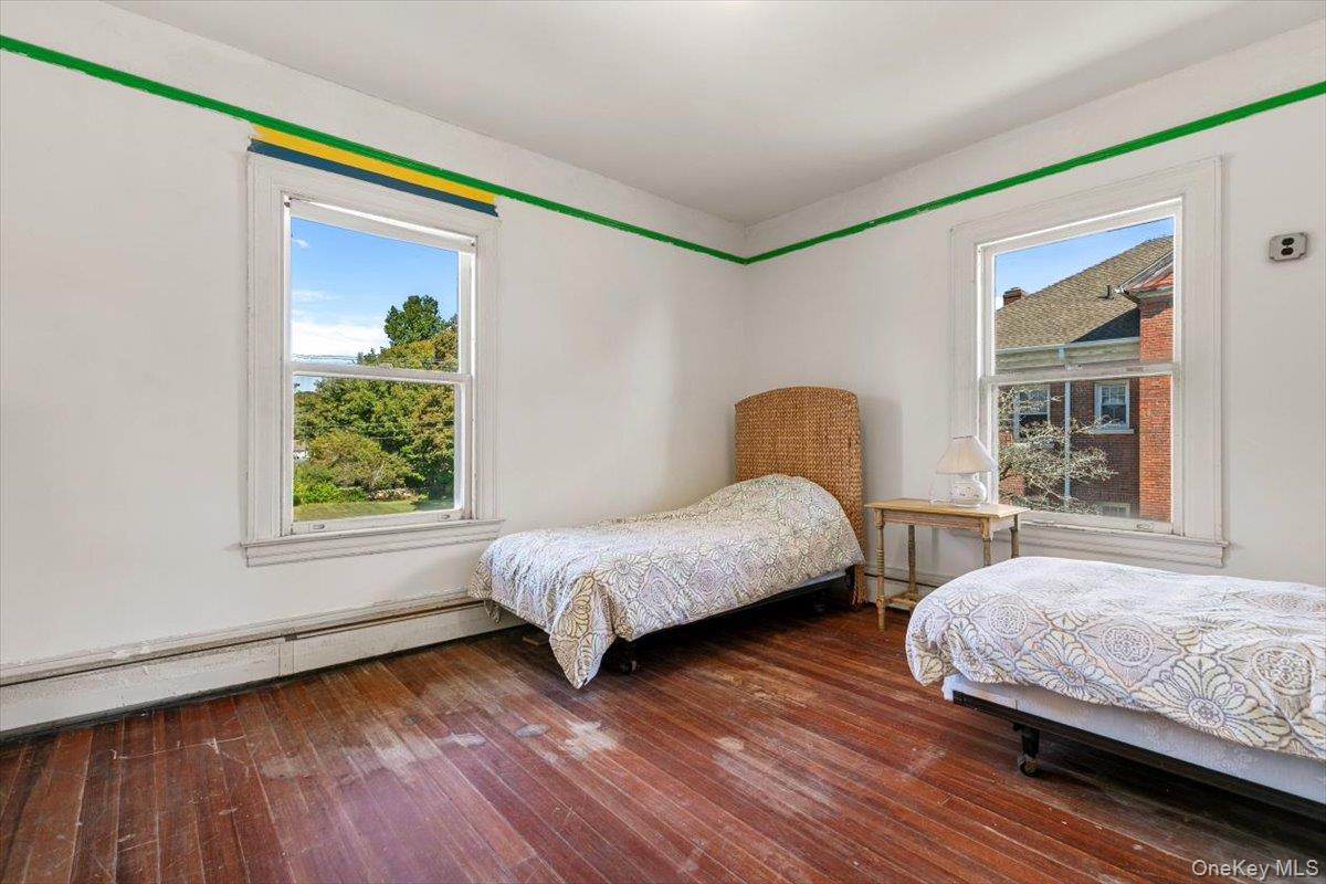 857 Whistler Avenue, Fishers Island, NY 06390