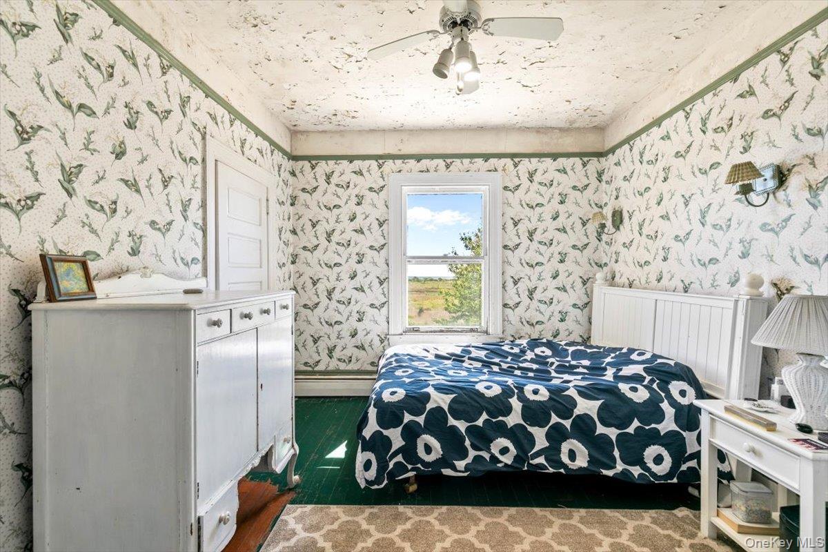 857 Whistler Avenue, Fishers Island, NY 06390