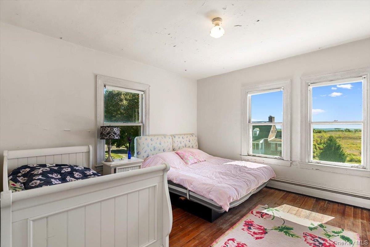 857 Whistler Avenue, Fishers Island, NY 06390