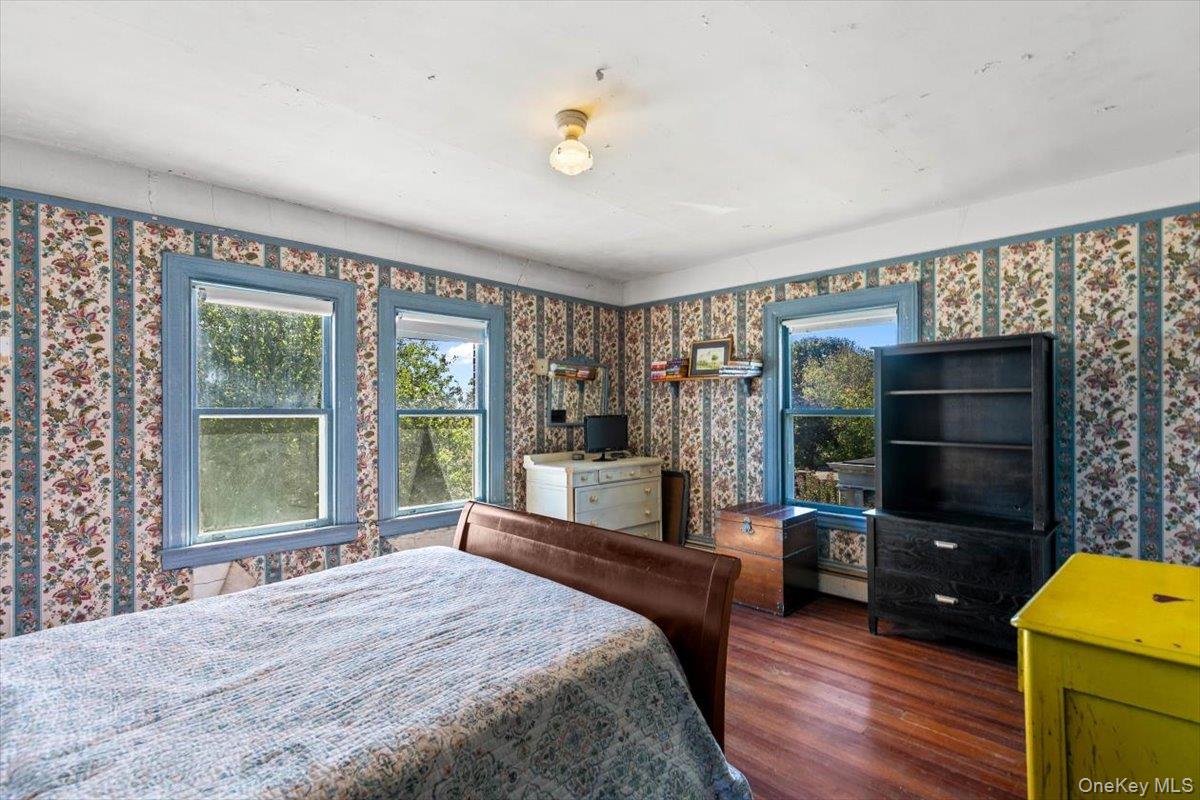 857 Whistler Avenue, Fishers Island, NY 06390