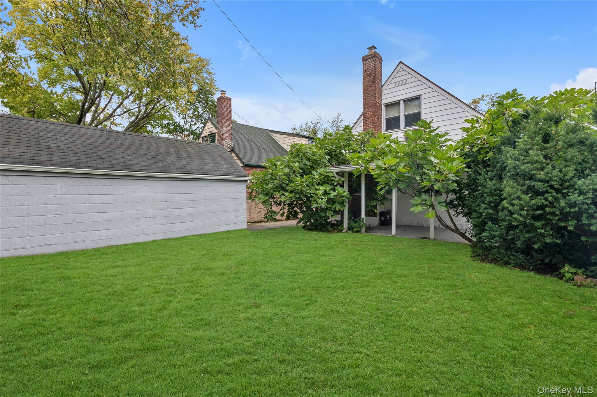 145-52 10th Avenue, Whitestone, NY 11357