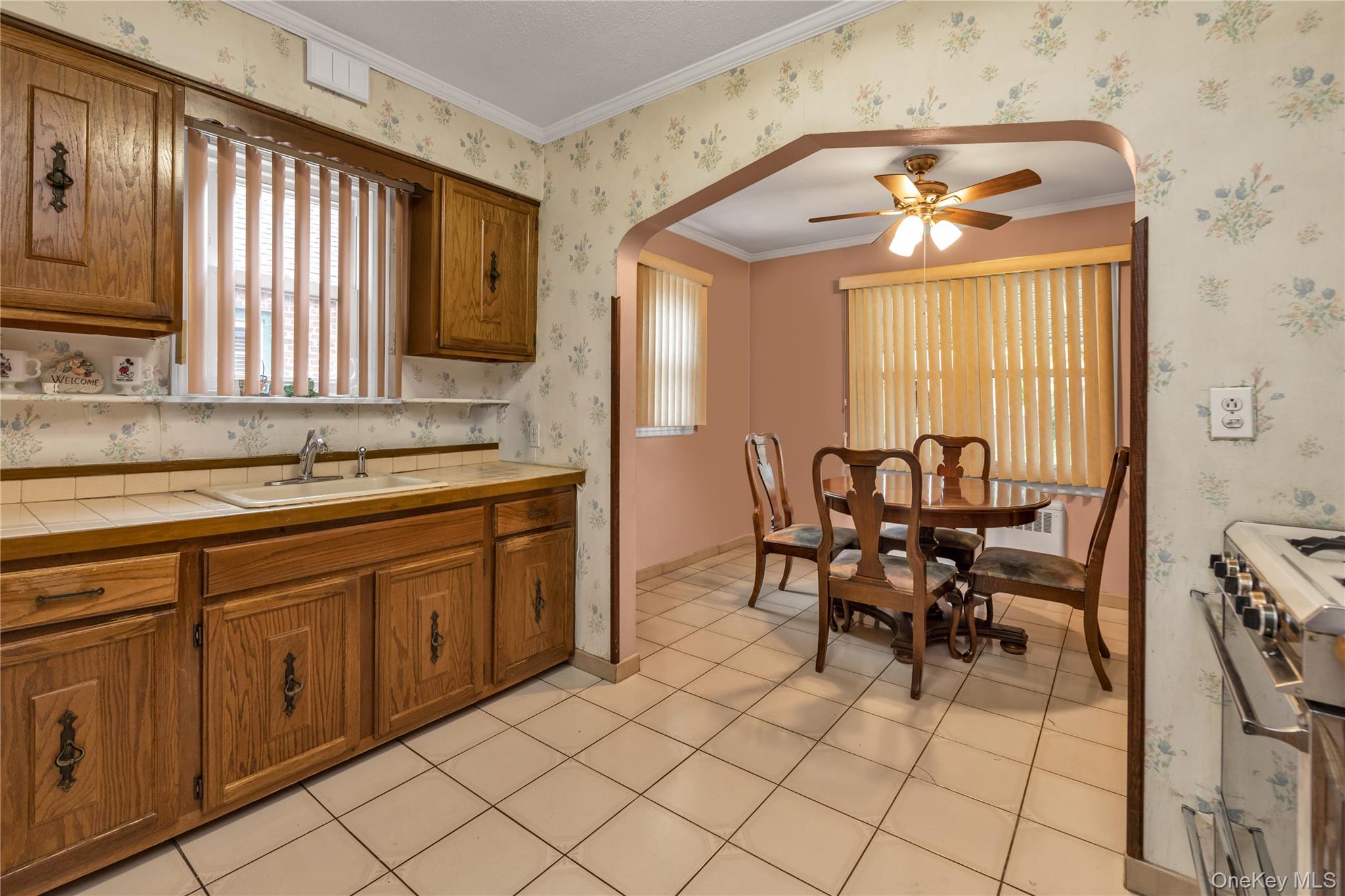 145-52 10th Avenue, Whitestone, NY 11357