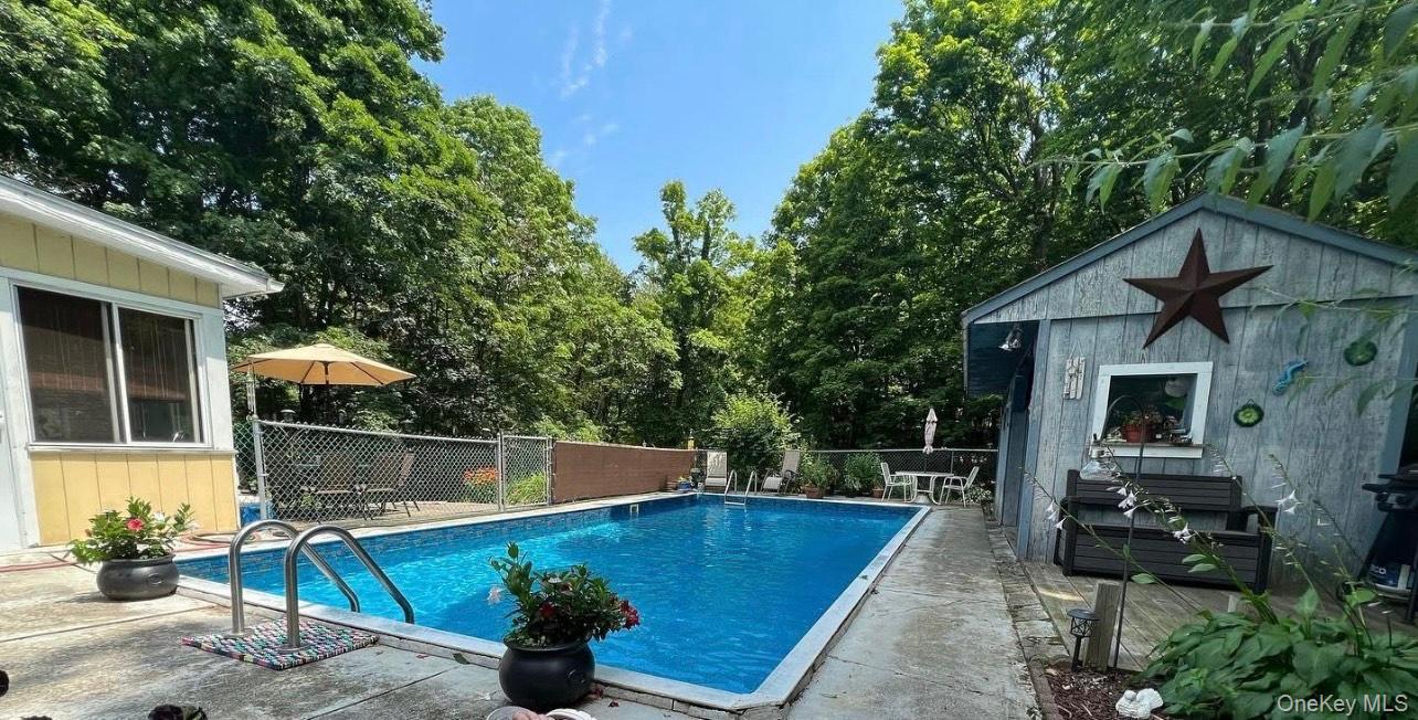 3 Marshall Drive, Poughkeepsie, NY 12601