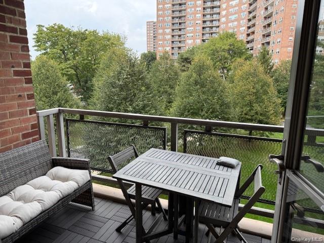 5700 Arlington Avenue # 4V, Bronx, NY 10471