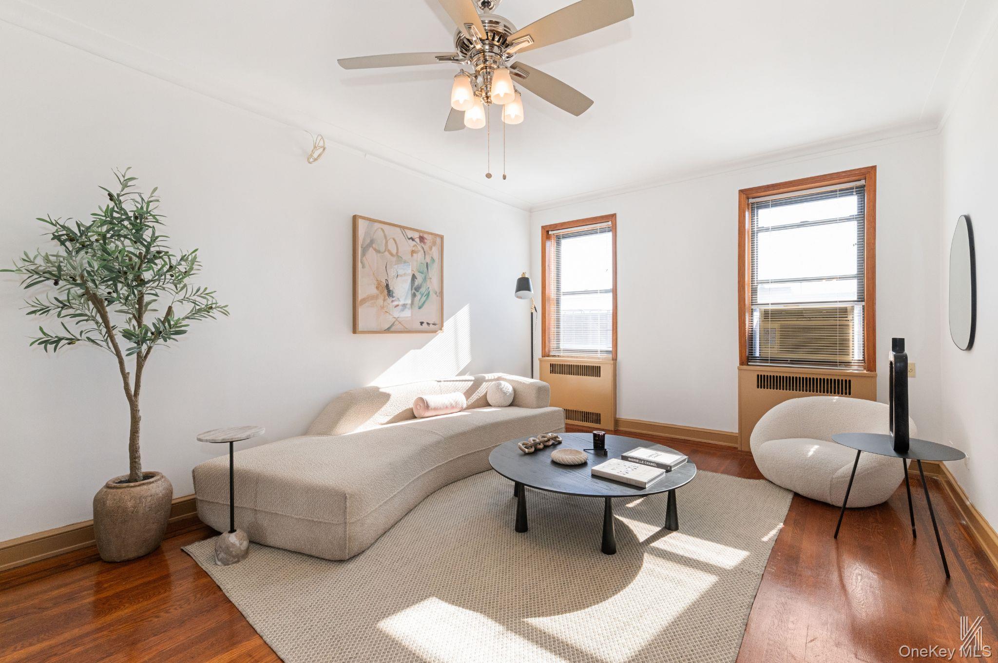 25-40 31st Avenue # 6M, Astoria, NY 11106