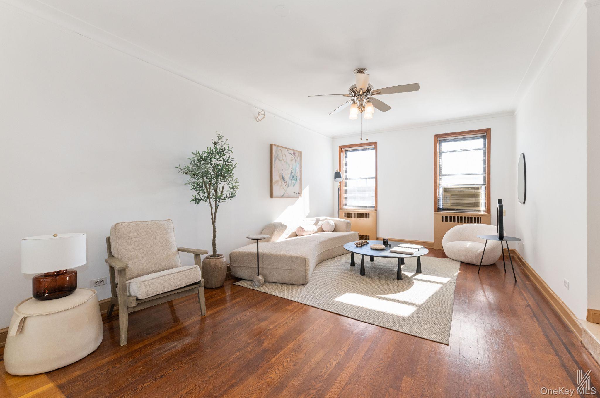 25-40 31st Avenue # 6M, Astoria, NY 11106