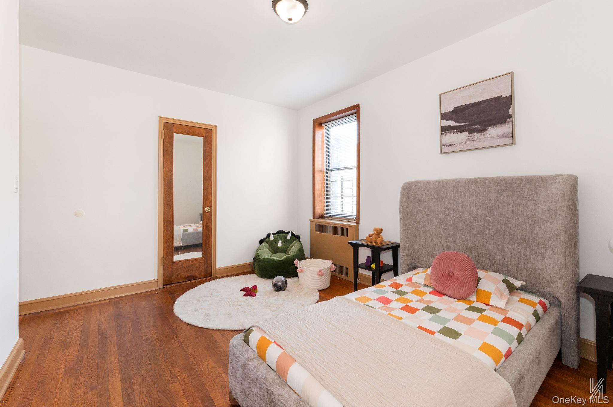 25-40 31st Avenue # 6M, Astoria, NY 11106