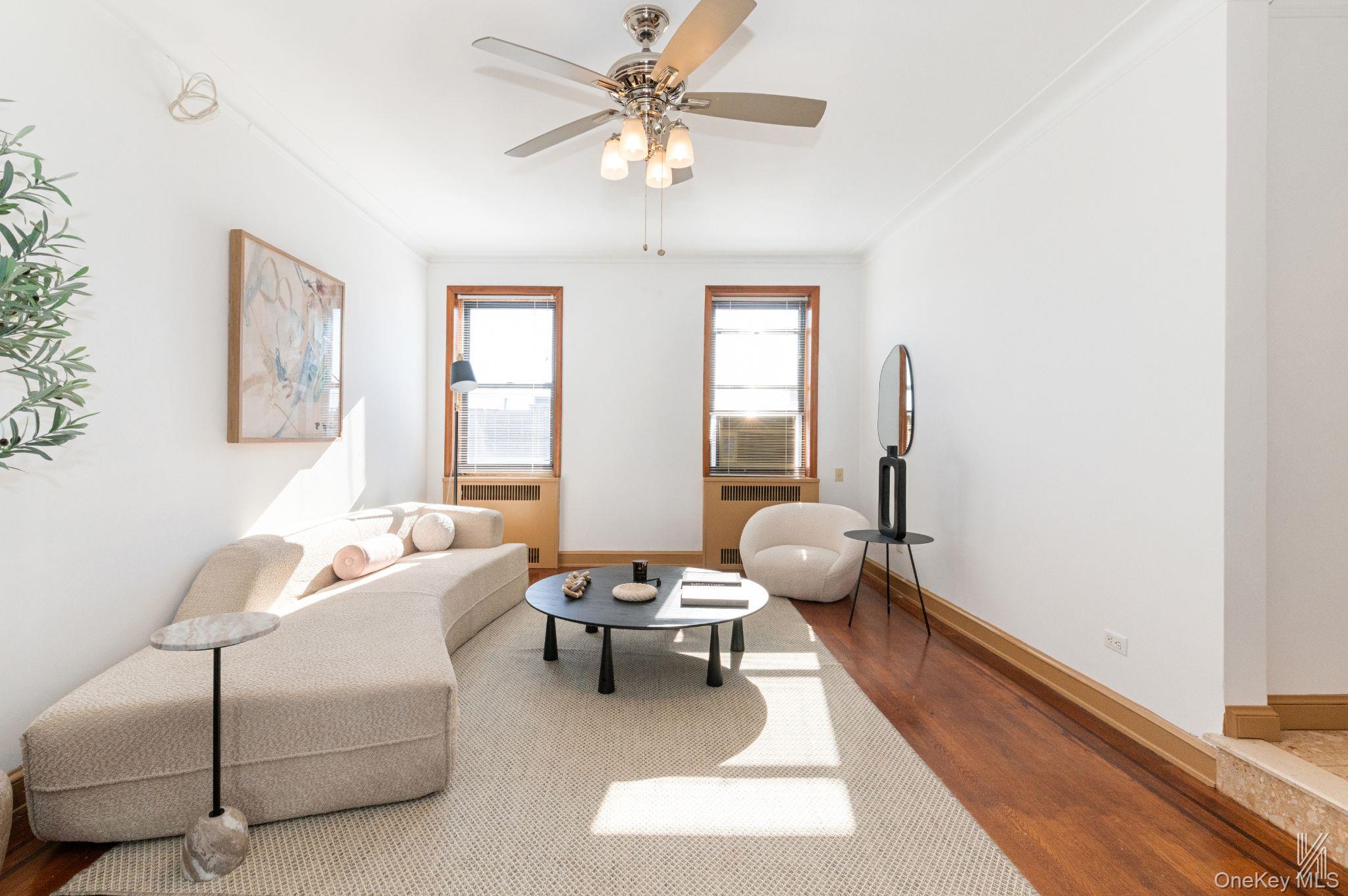 25-40 31st Avenue # 6M, Astoria, NY 11106