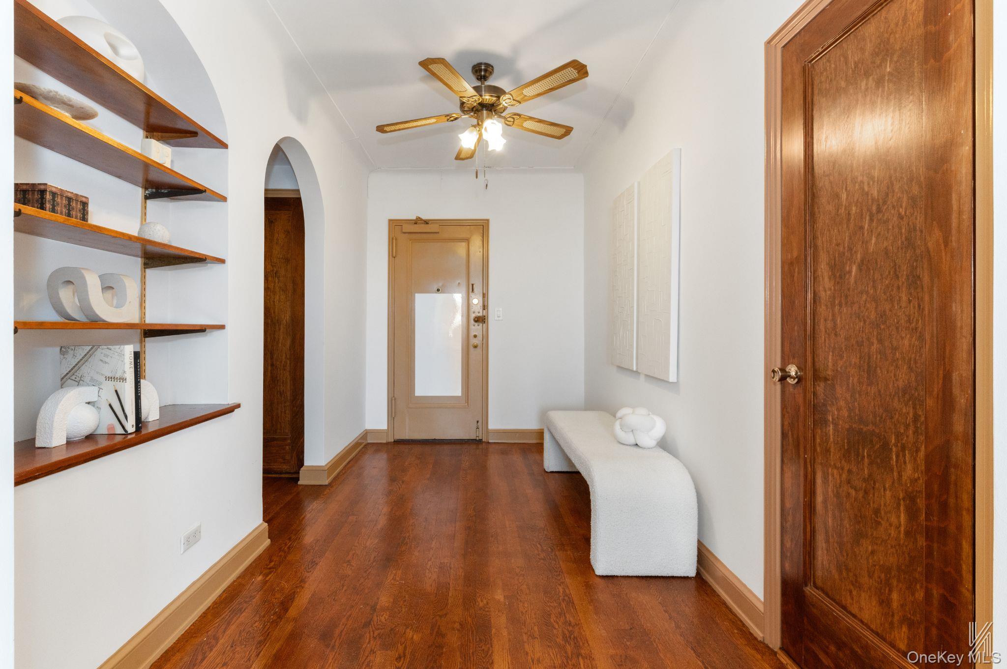 25-40 31st Avenue # 6M, Astoria, NY 11106