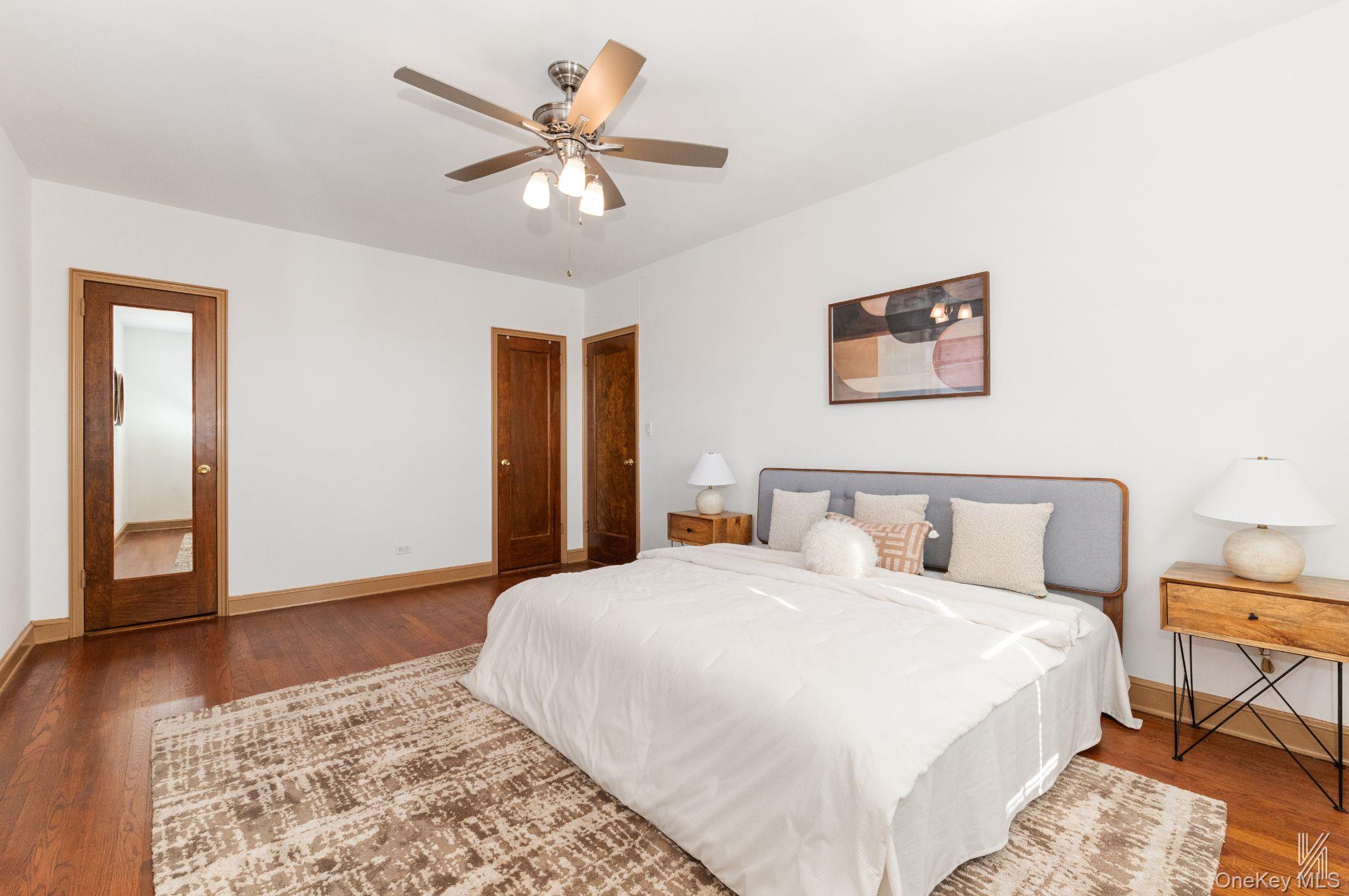 25-40 31st Avenue # 6M, Astoria, NY 11106