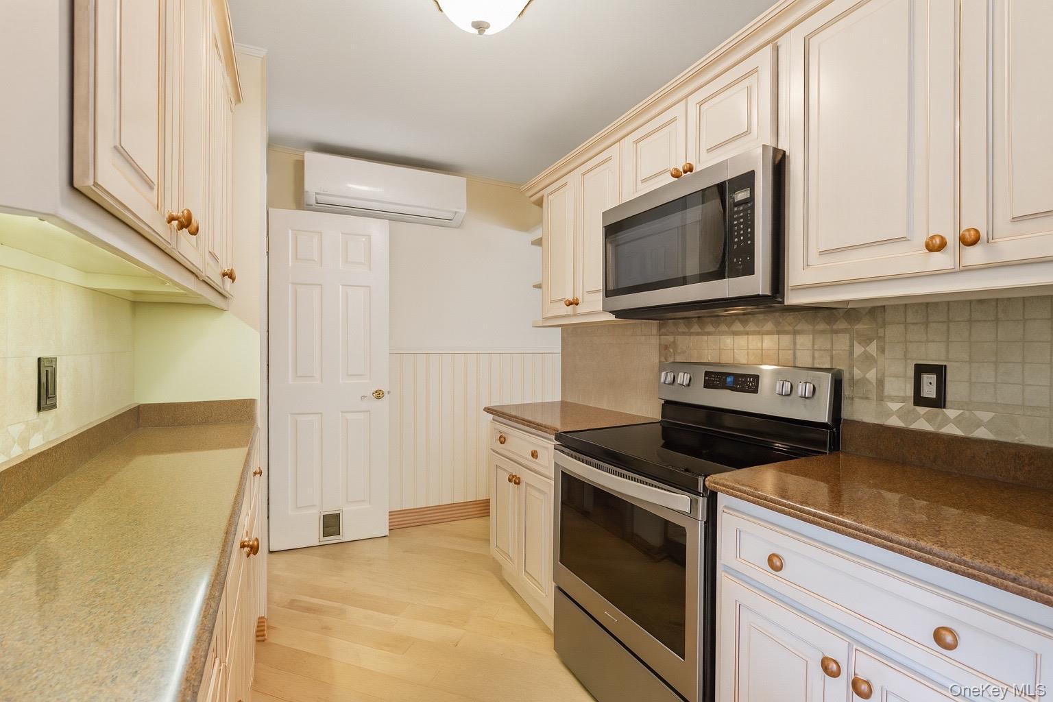 347 Wading River Road, Manorville, NY 11949