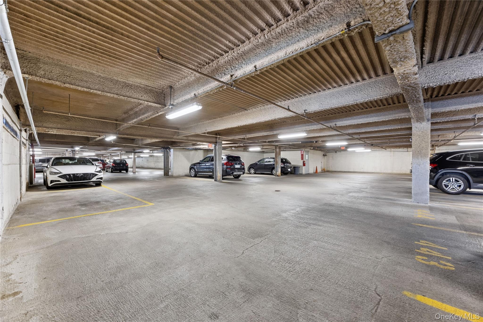 1085 Warburton Avenue # 120, Yonkers, NY 10701