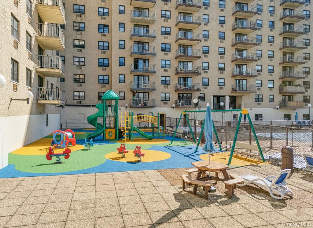 1085 Warburton Avenue # 120, Yonkers, NY 10701