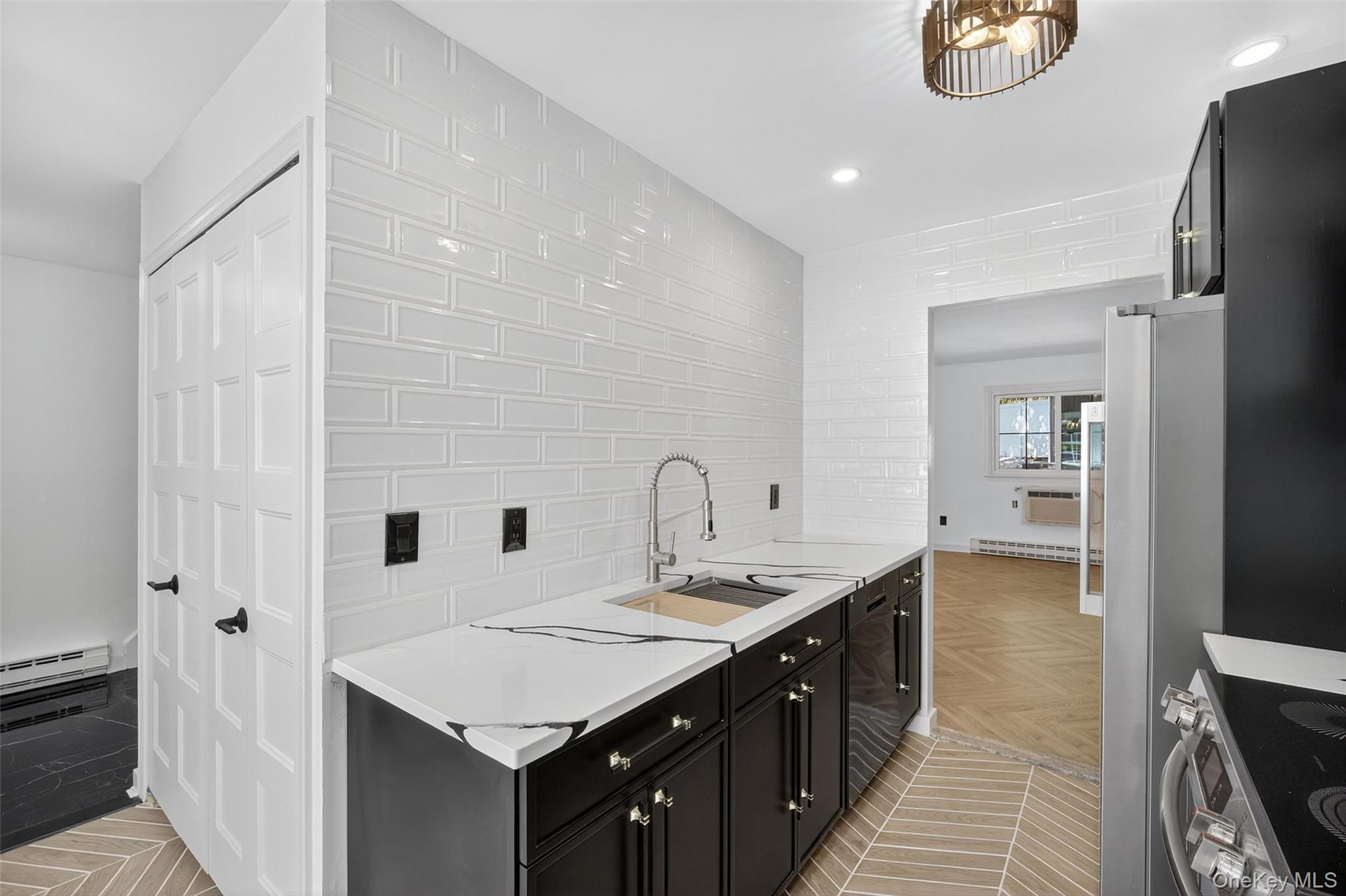 8 Roundtree Court, Beacon, NY 12508