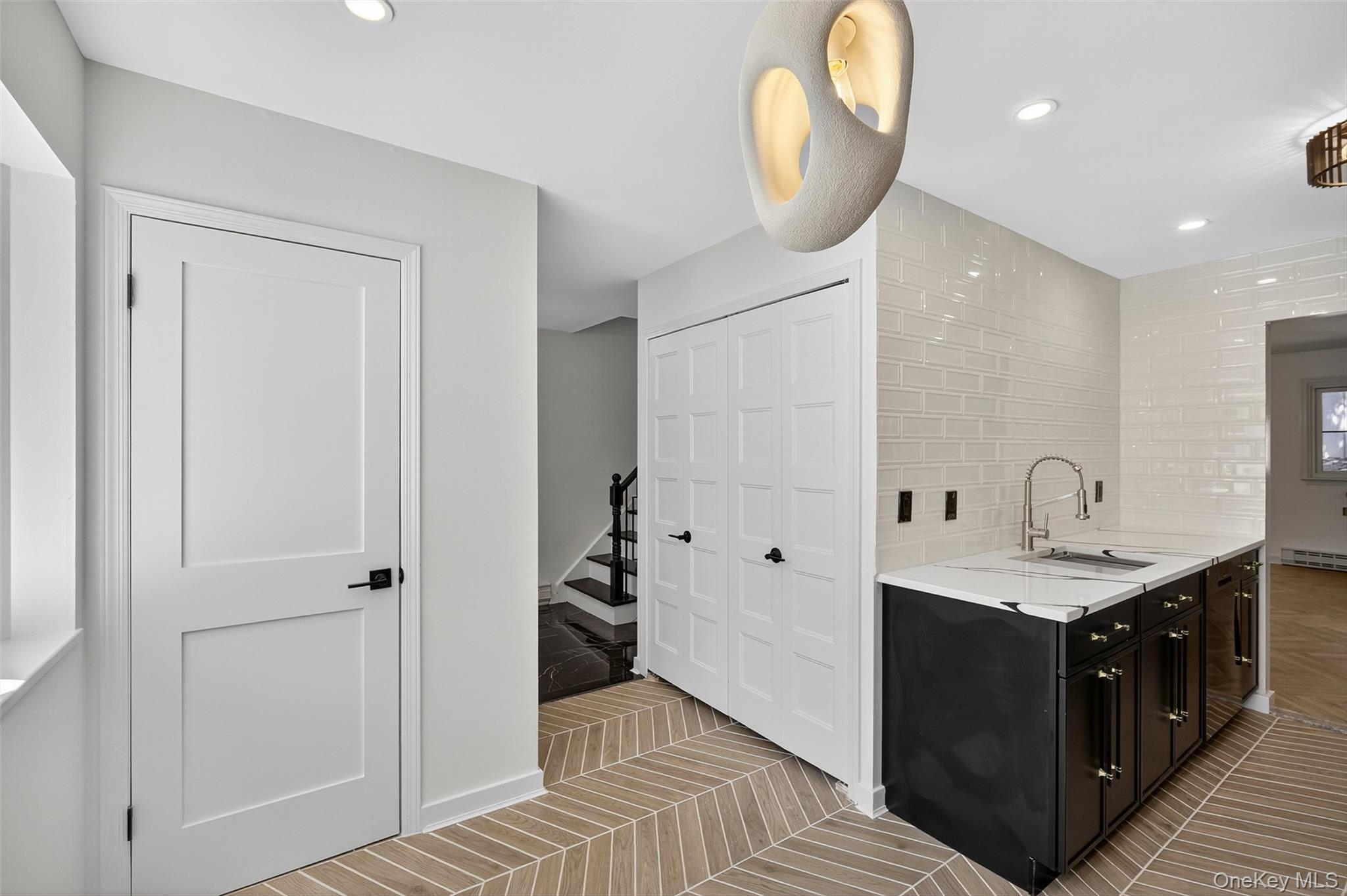 8 Roundtree Court, Beacon, NY 12508