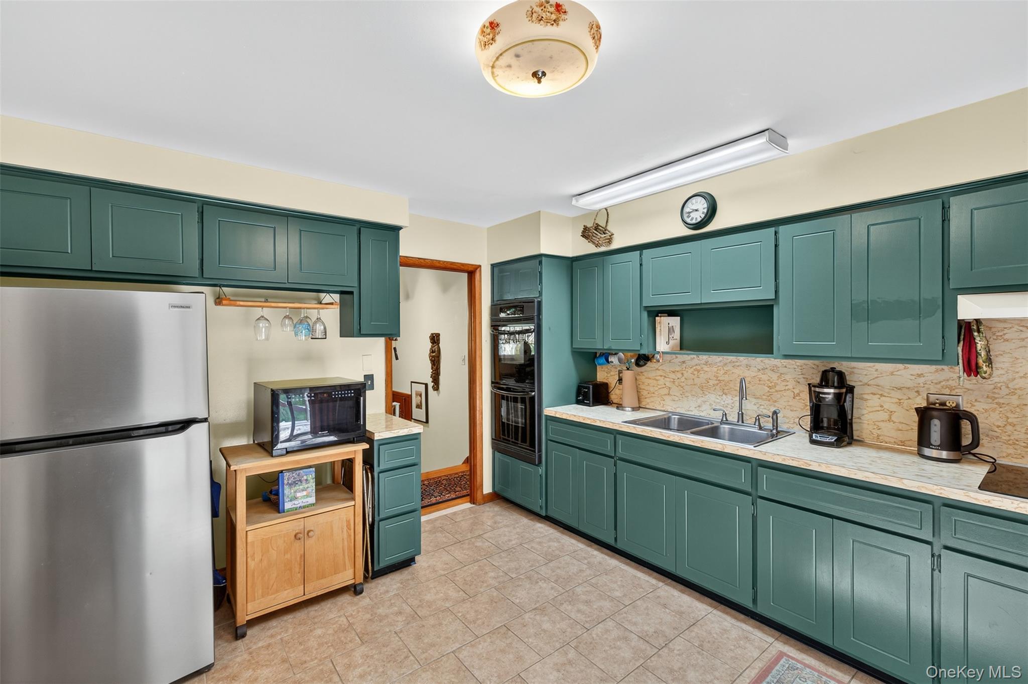 111 Tillson Lake Road, Wallkill, NY 12589