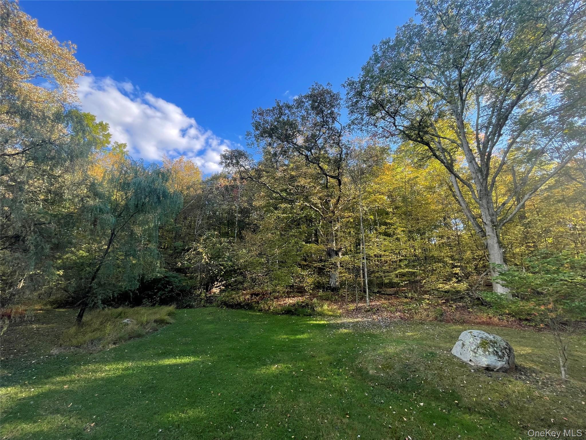 111 Tillson Lake Road, Wallkill, NY 12589