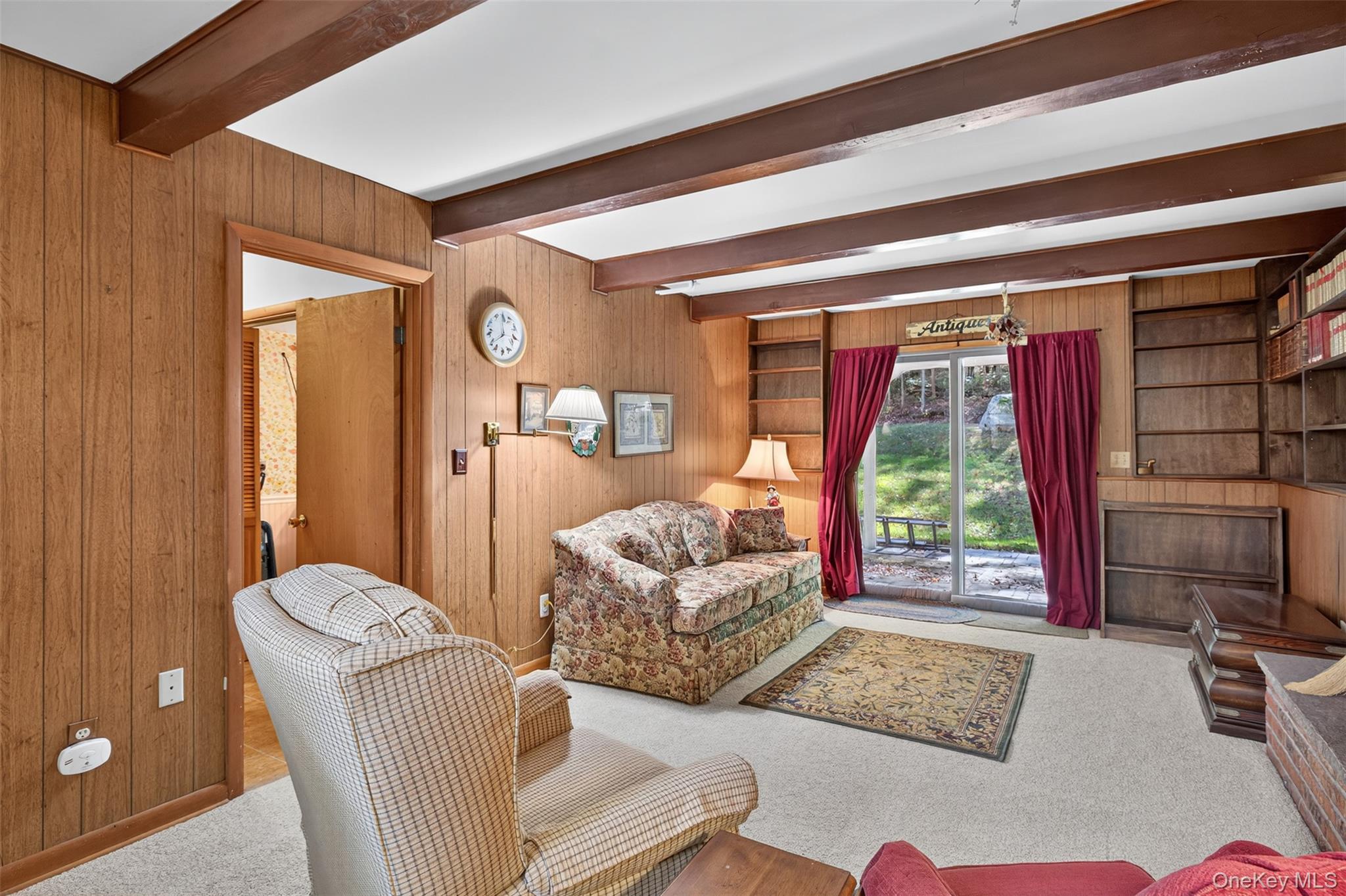 111 Tillson Lake Road, Wallkill, NY 12589