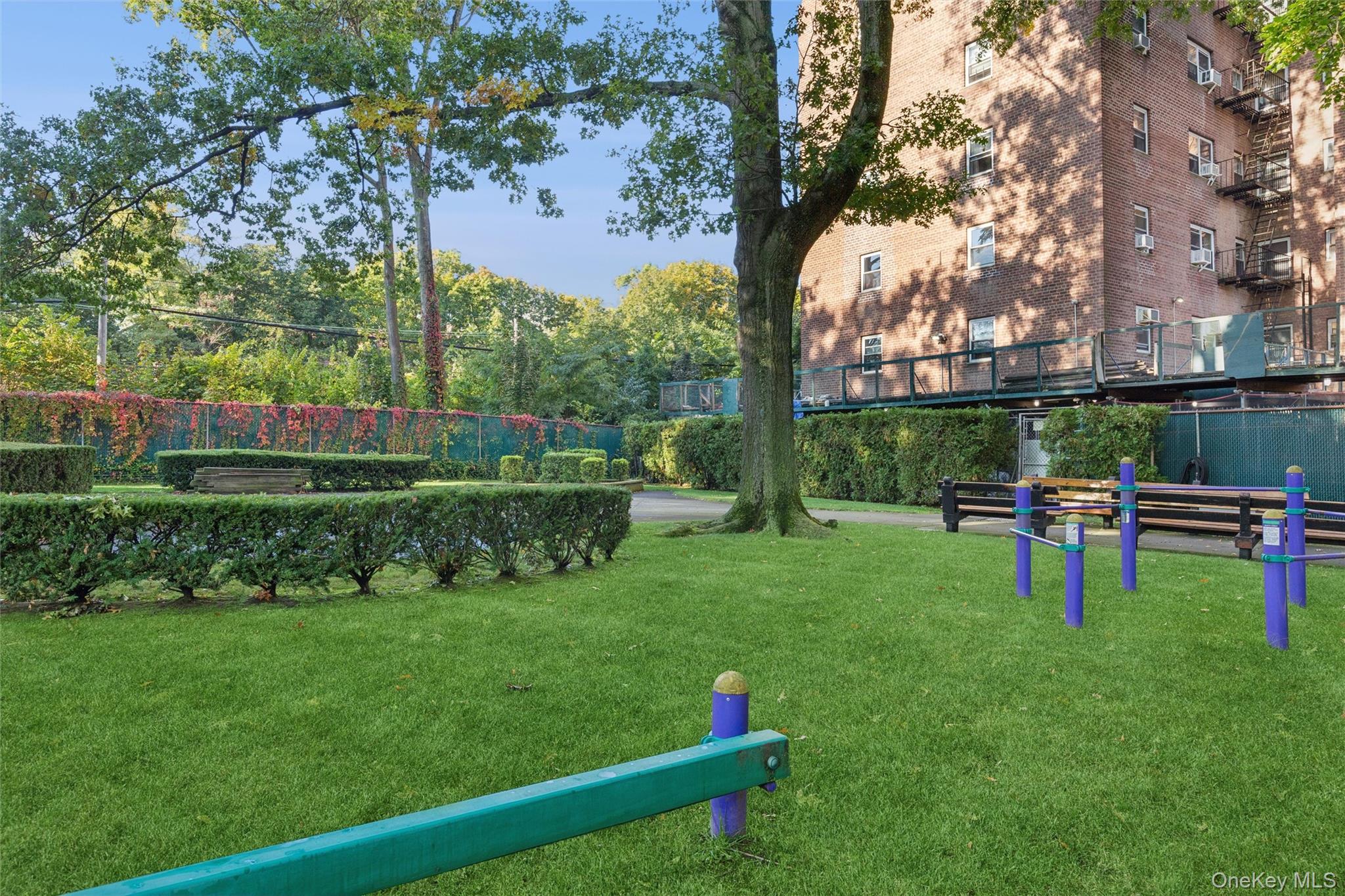 75-02 Austin Street # 2J, Forest Hills, NY 11375