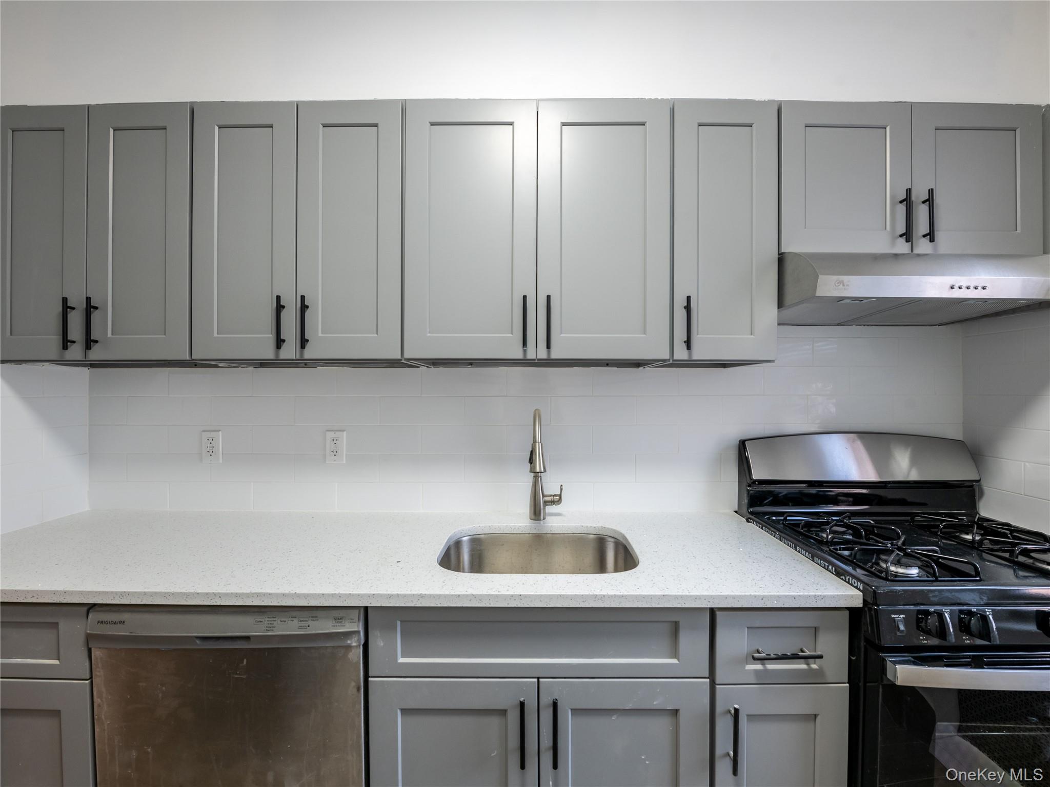 63-60 102nd Street # D11, Rego Park, NY 11374