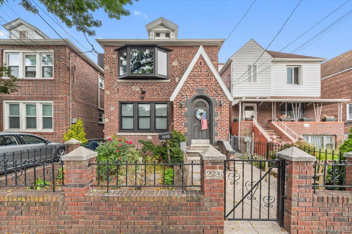 2328 Esplanade, Bronx, NY 10469