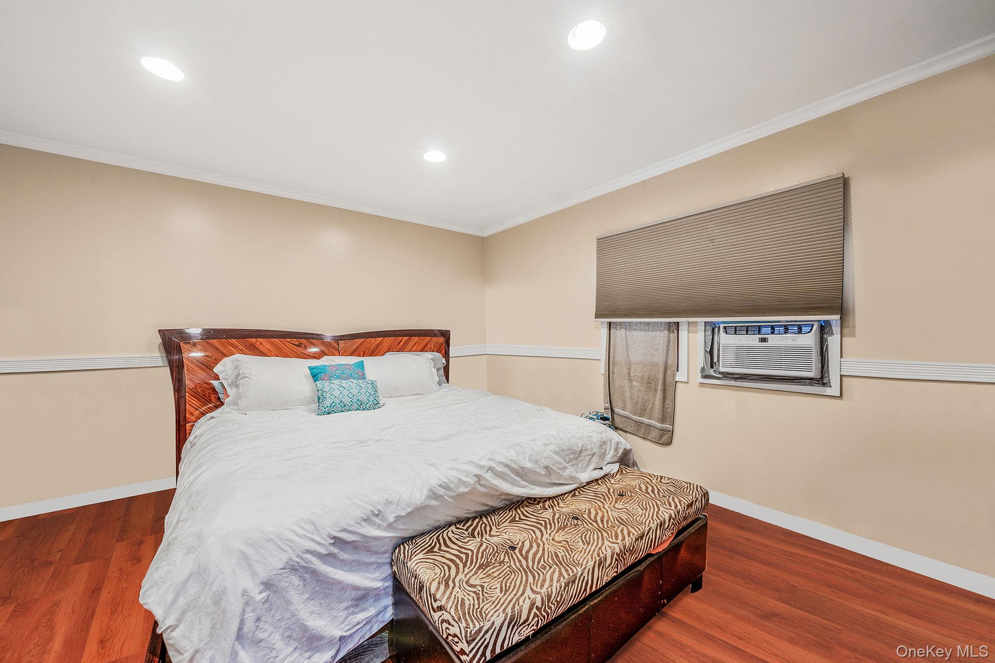 7 Albermarle Avenue, Holtsville, NY 11742