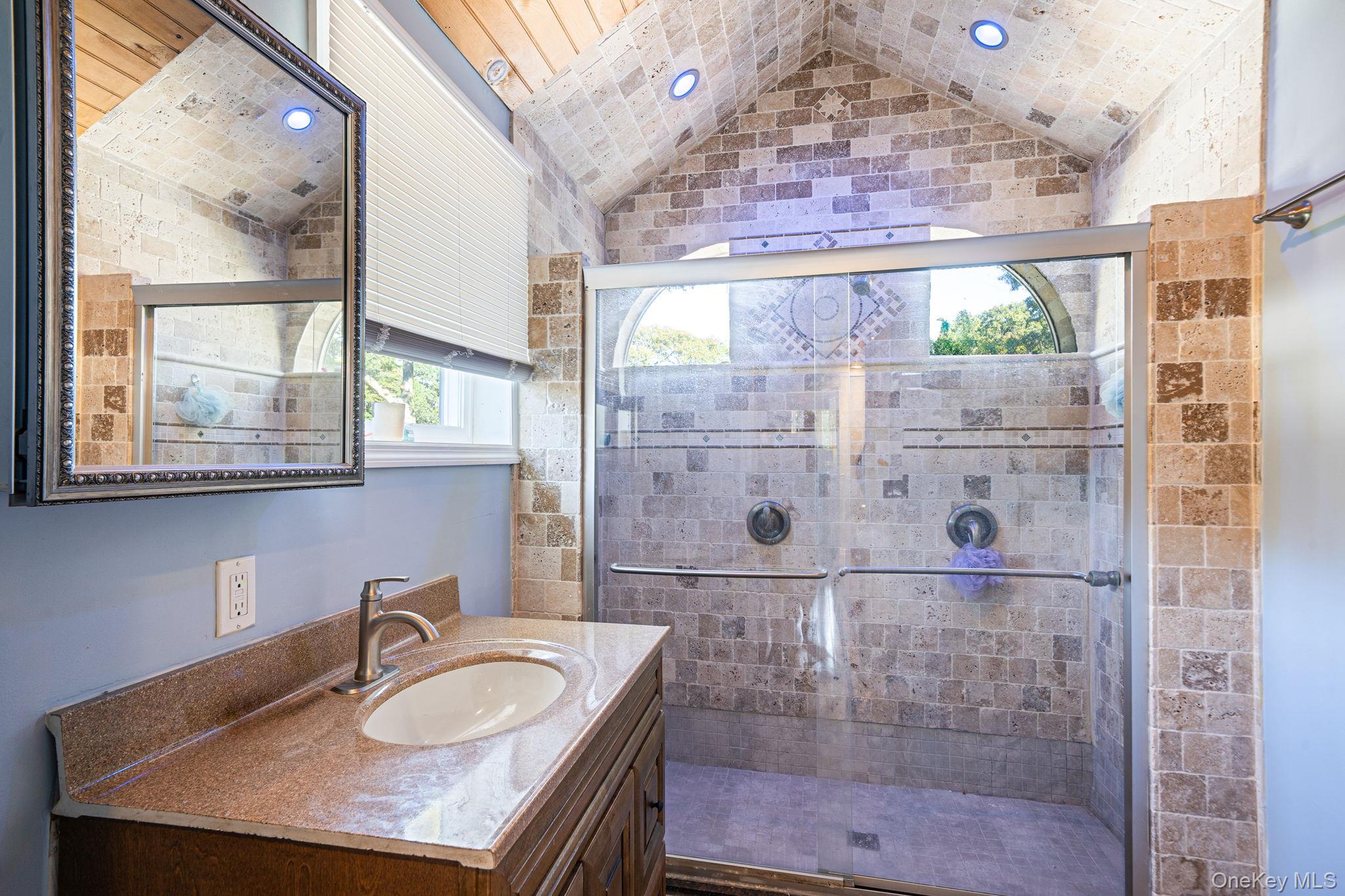 7 Albermarle Avenue, Holtsville, NY 11742