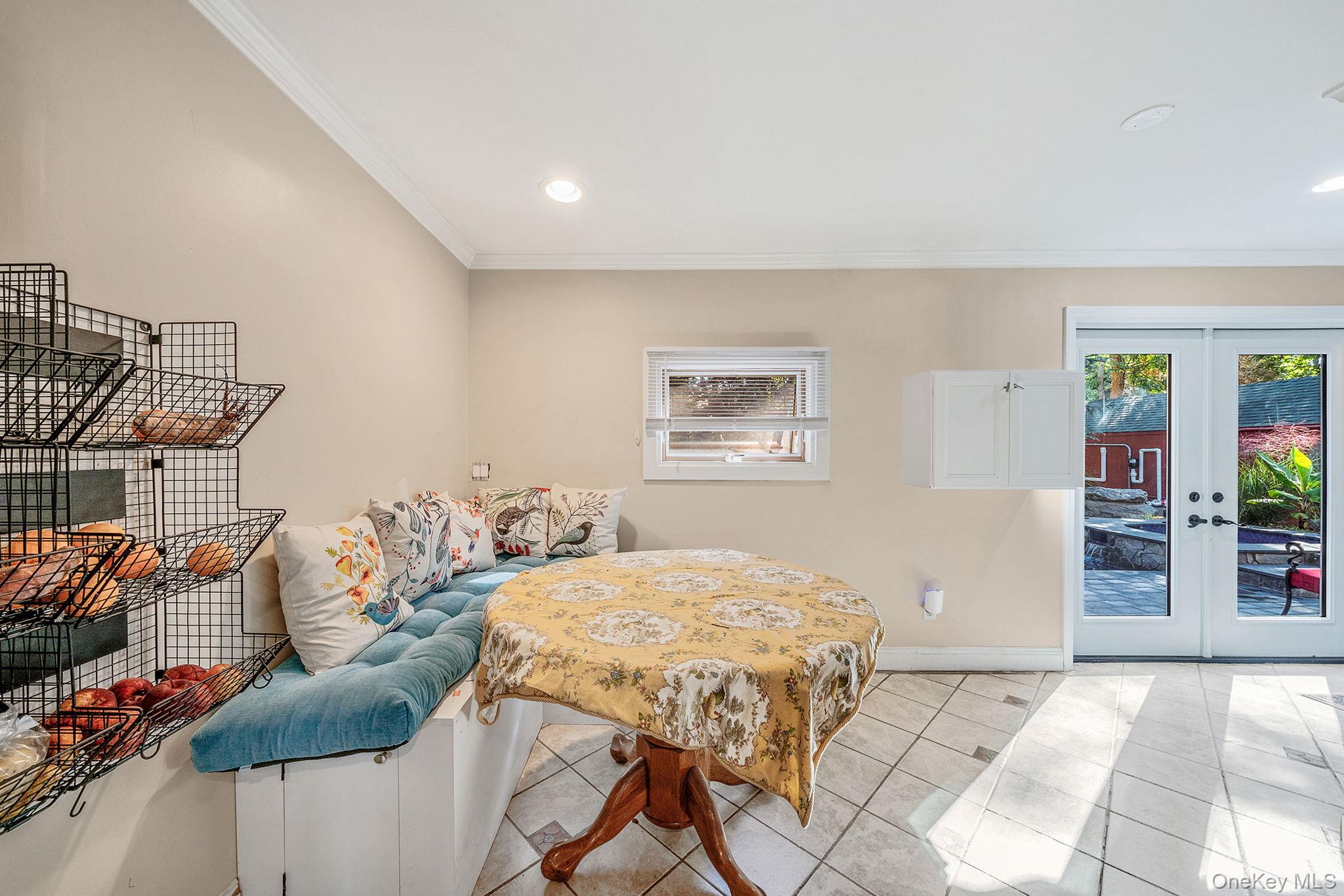 7 Albermarle Avenue, Holtsville, NY 11742