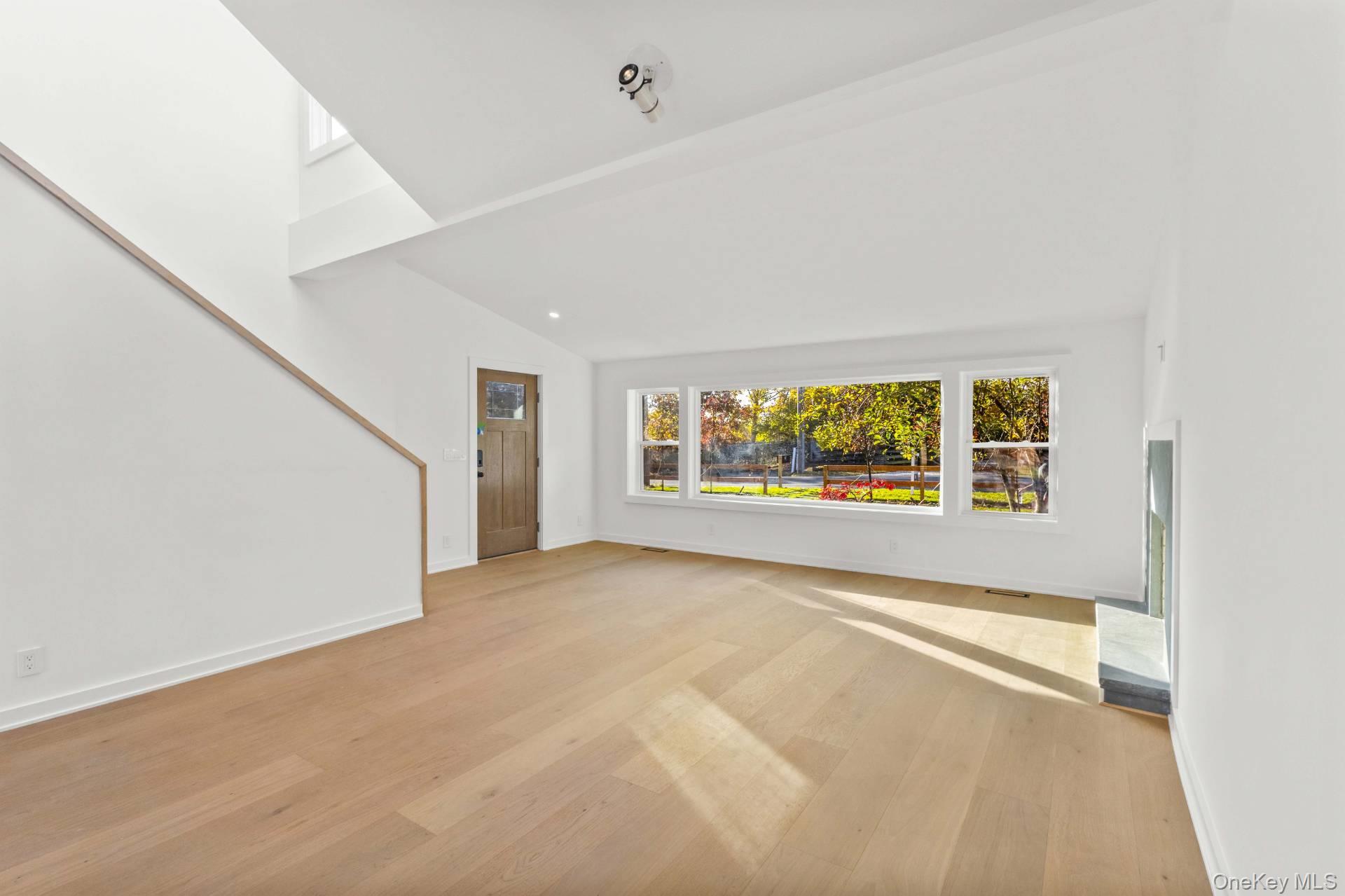 19 Shinnecock Road, Hampton Bays, NY 11946