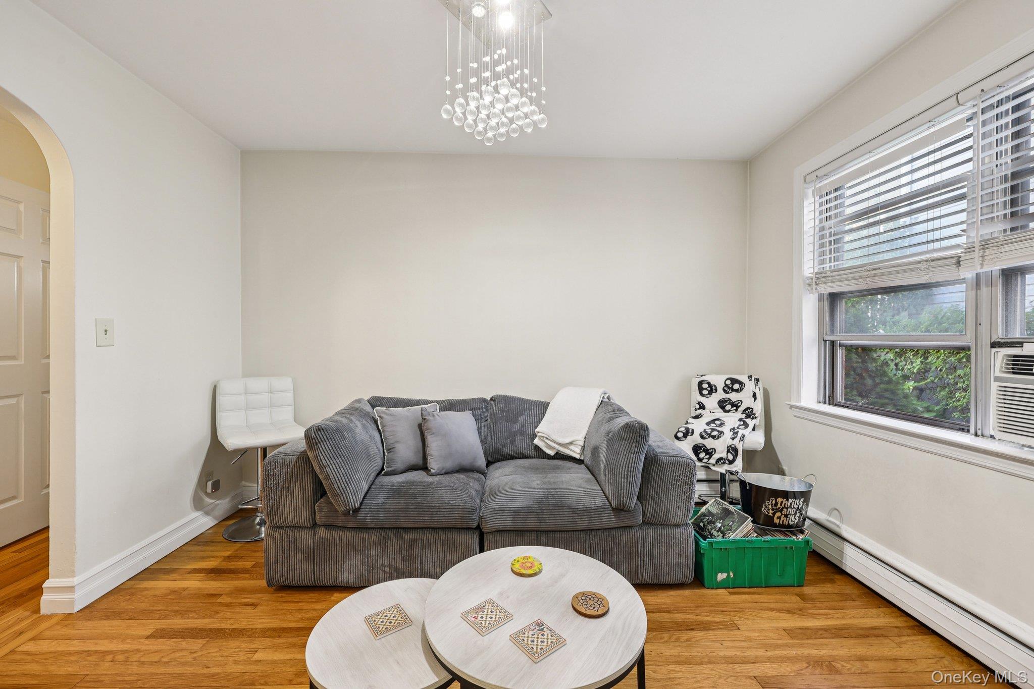 35 Sterling Avenue, Yonkers, NY 10704