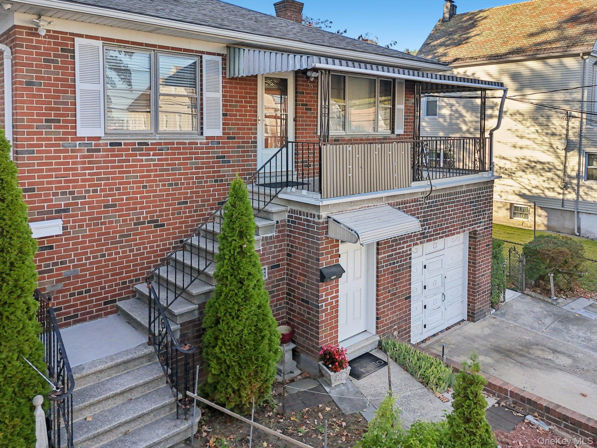 35 Sterling Avenue, Yonkers, NY 10704