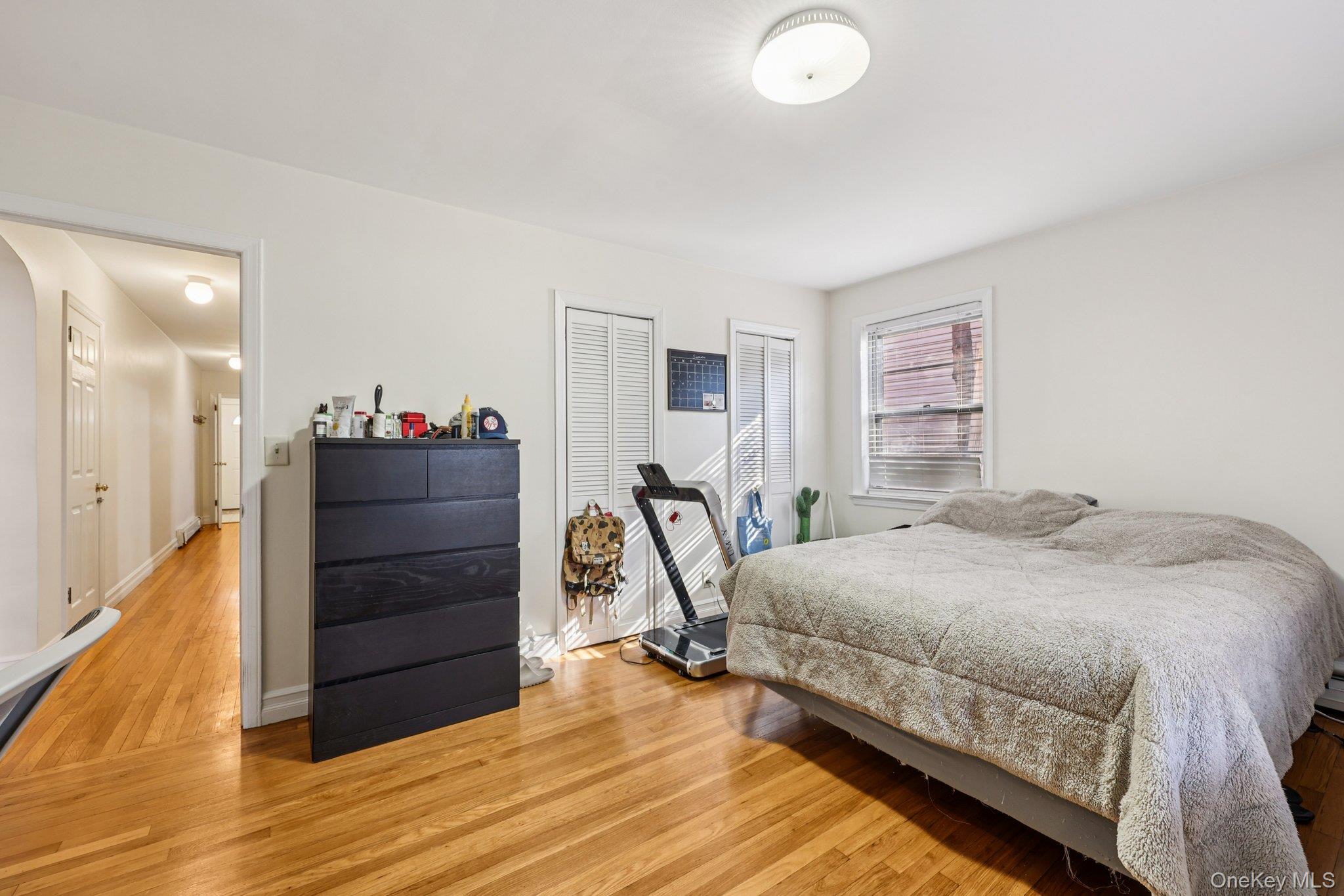 35 Sterling Avenue, Yonkers, NY 10704