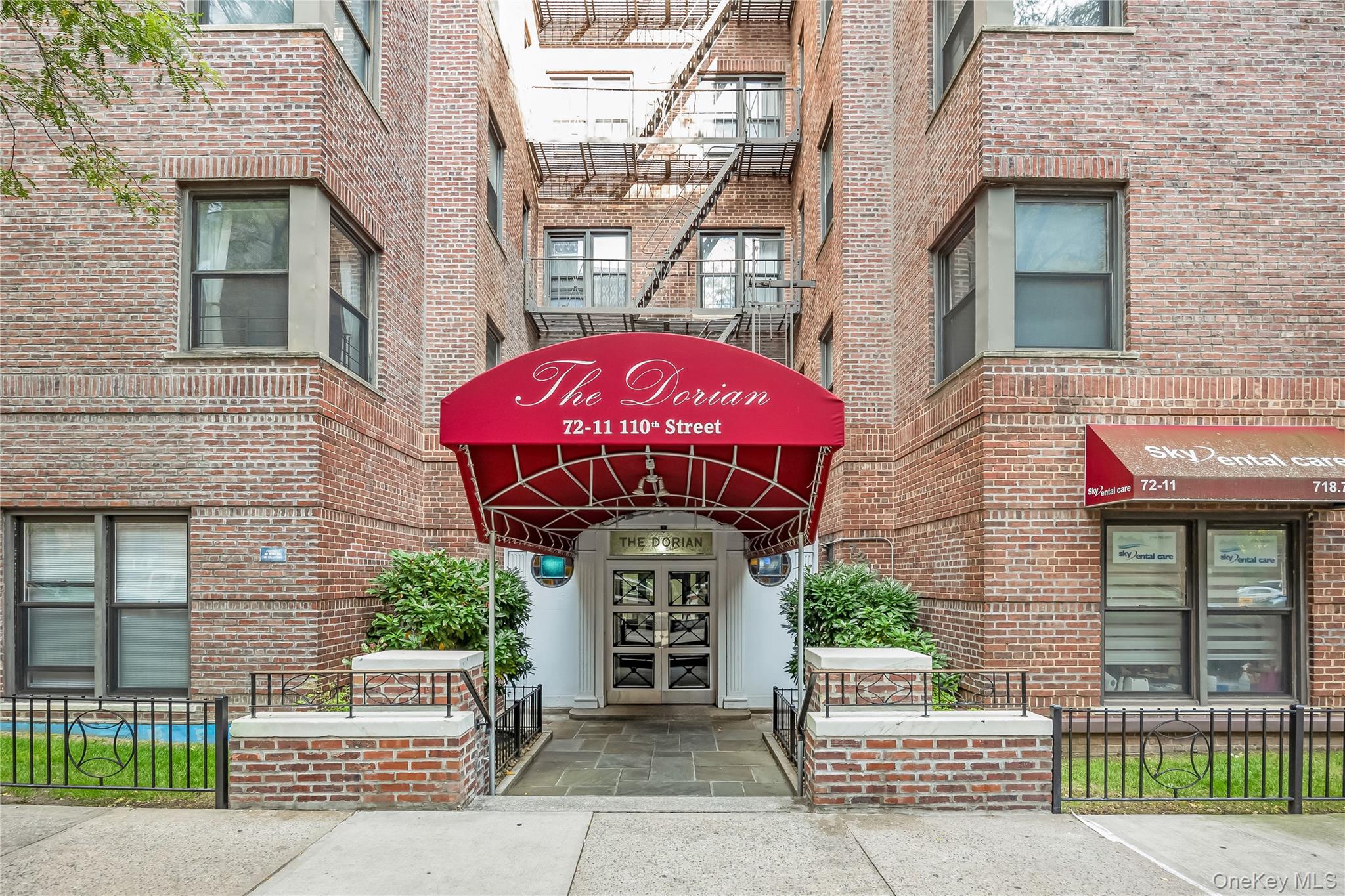 72-11 110th Street # 3G, Forest Hills, NY 11375