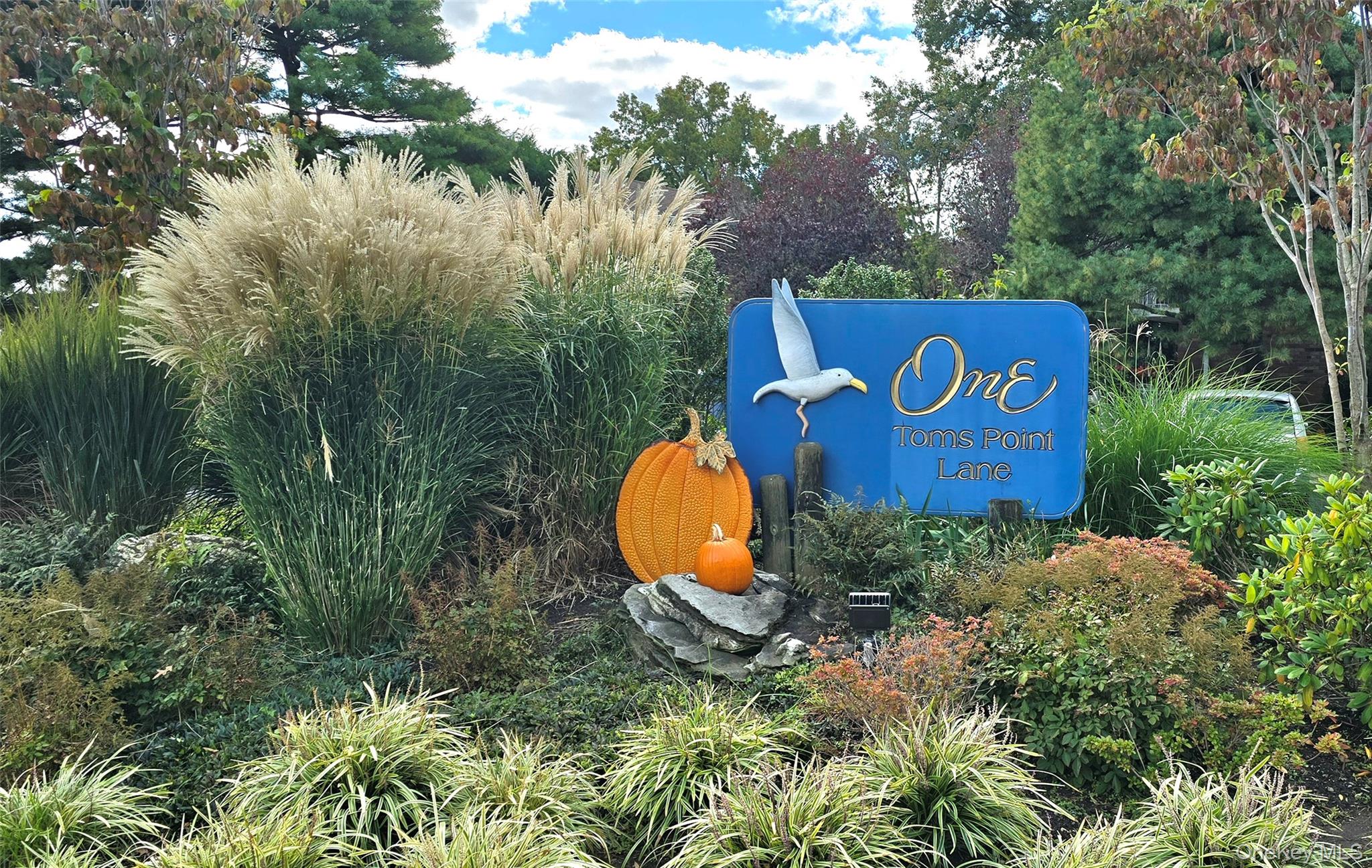 1 Toms Point Lane # Bldg.#2, Apt.4A, Port Washington, NY 11050