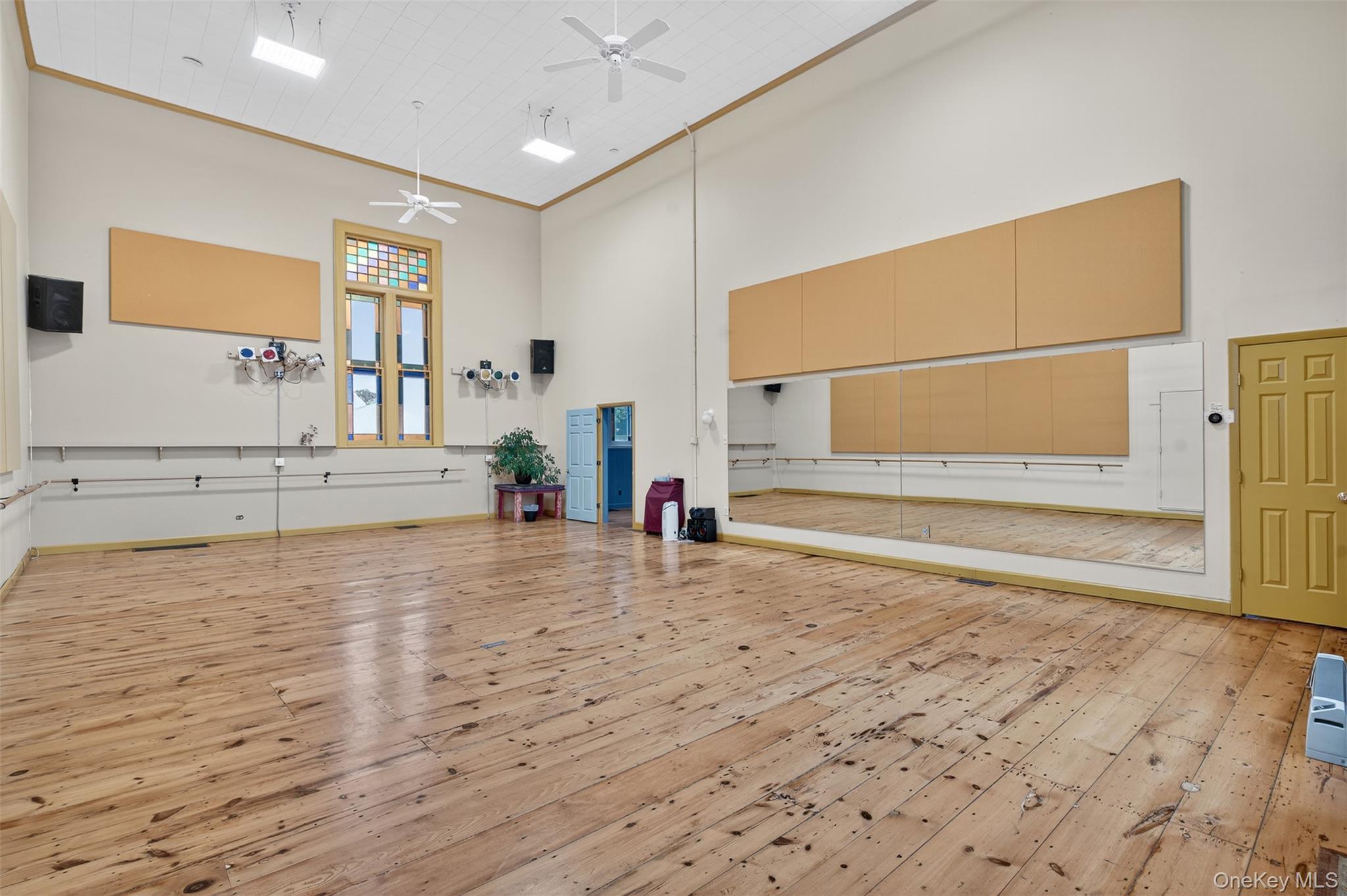 3588 Main Street, Stone Ridge, NY 12484