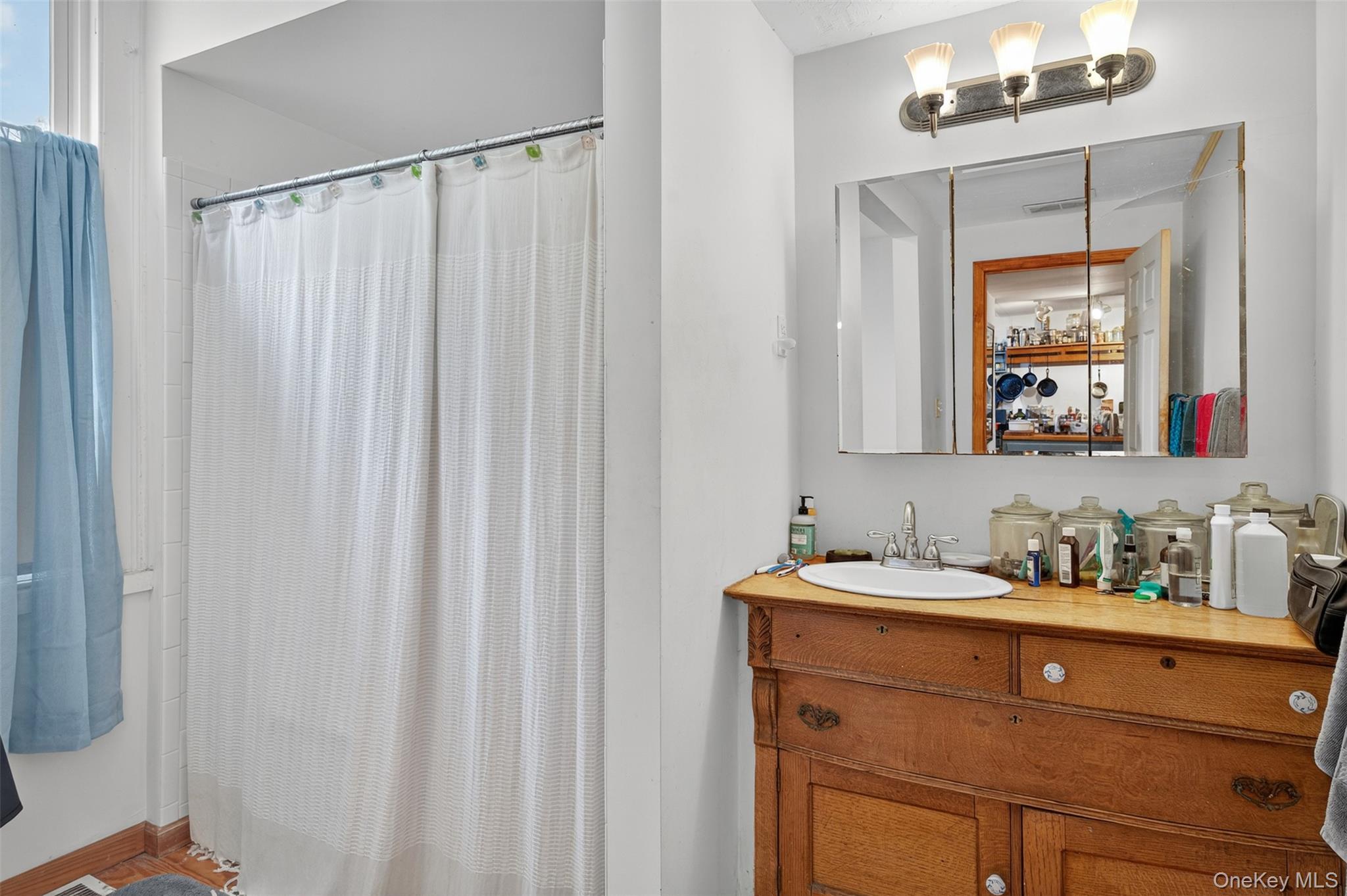 3588 Main Street, Stone Ridge, NY 12484