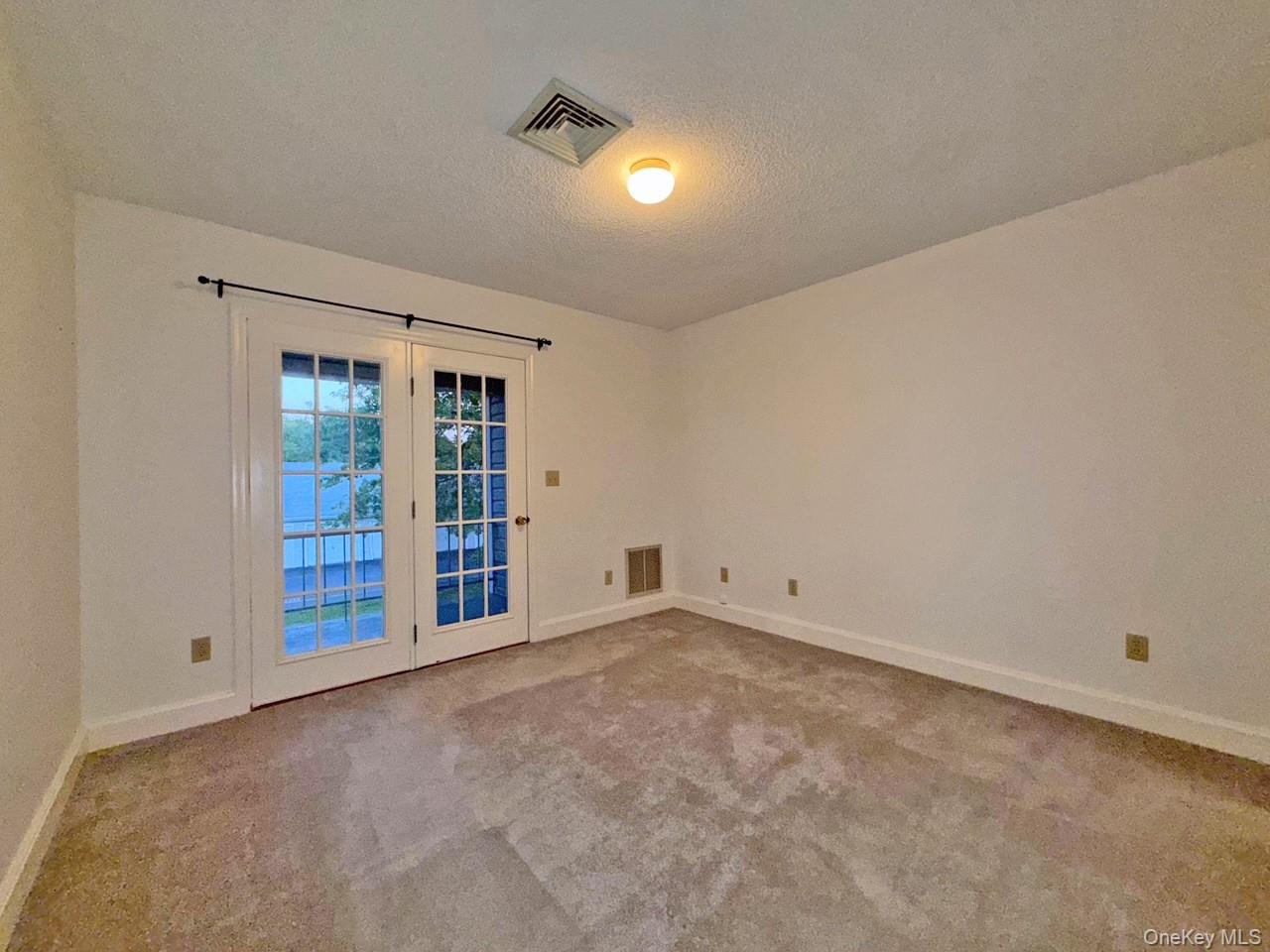 45 Tivoli Gardens, Tivoli, NY 12583