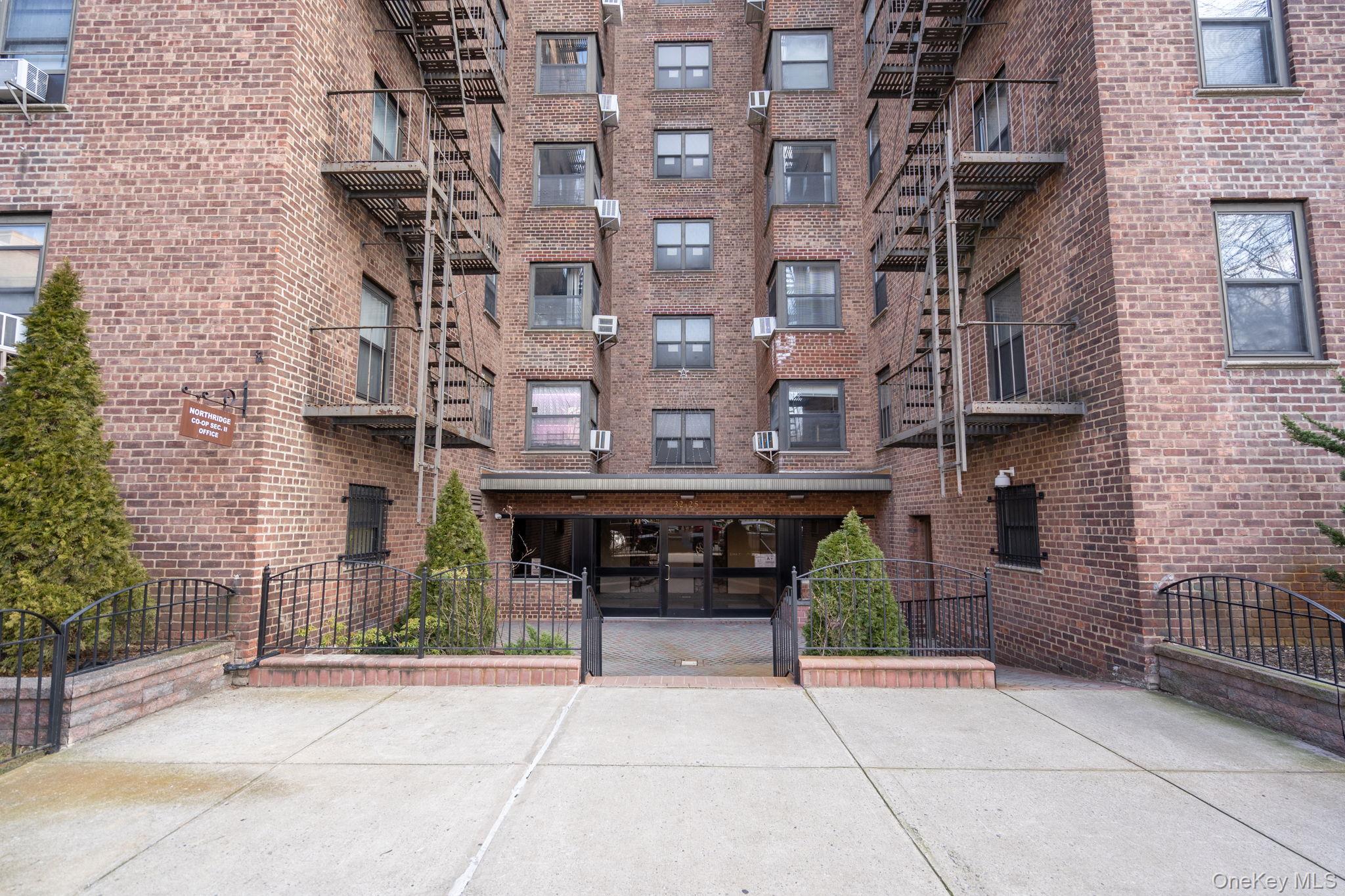 32-25 88 St. # 510, East Elmhurst, NY 11369