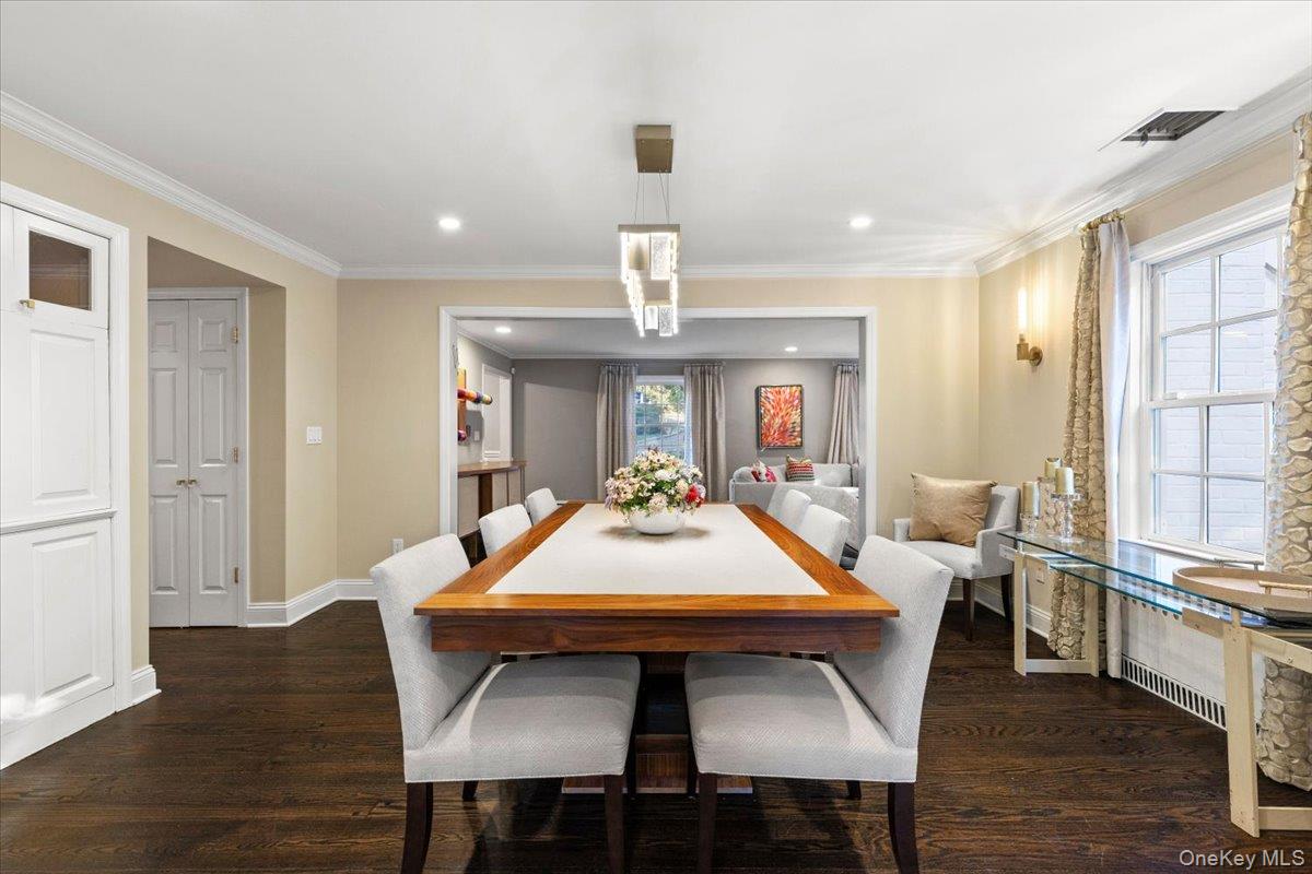 6 Valley Place, Harrison, NY 10528